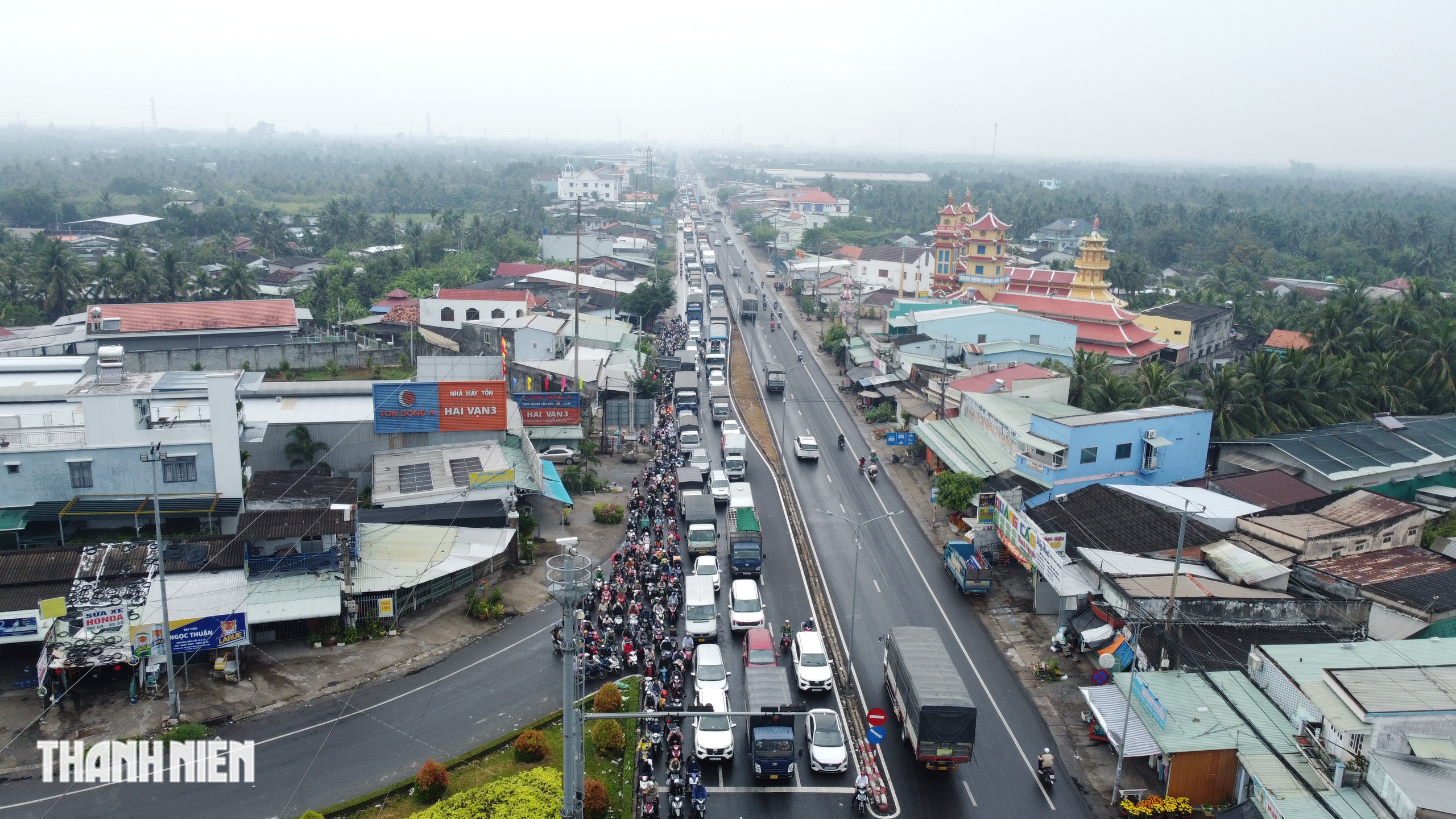 Tình hình giao thông tại các cửa ngõ về miền Tây chiều 24 tết- Ảnh 2.