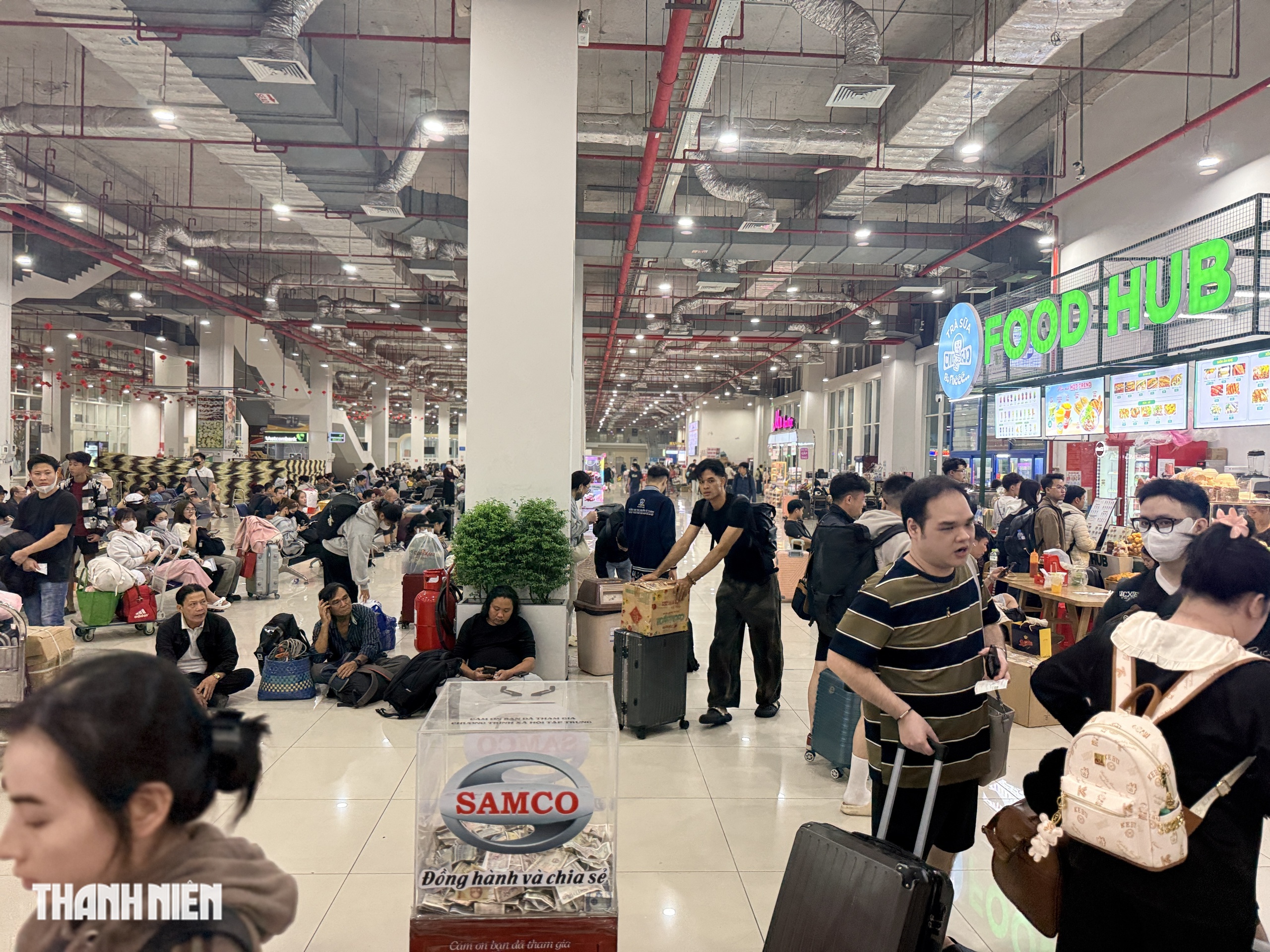 Lần đầu sau nhiều năm: Bến xe Miền Đ&ocirc;ng mới đ&ocirc;ng nghẹt kh&aacute;ch dịp cận tết- Ảnh 7.