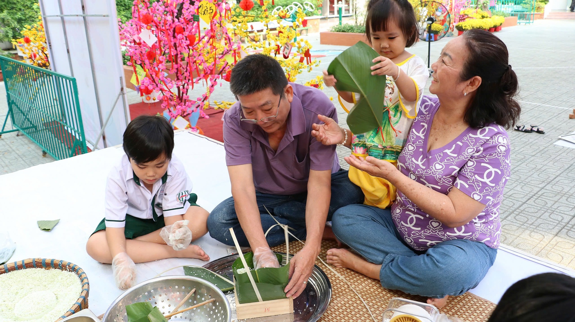 Giữ tết truyền thống từ nh&agrave; trường: Kết nối văn h&oacute;a v&agrave; gia đ&igrave;nh năm 2026 - Ảnh 1.