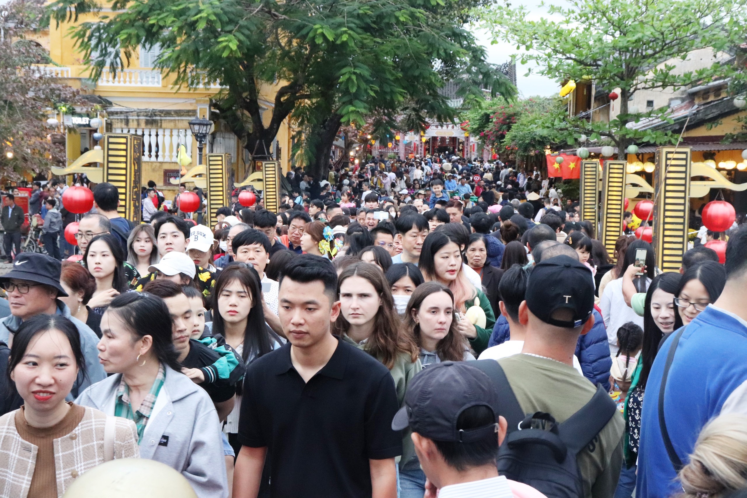 Mức giá mới của vé tham quan các di tích, bảo tàng ở Đà Nẵng- Ảnh 1.