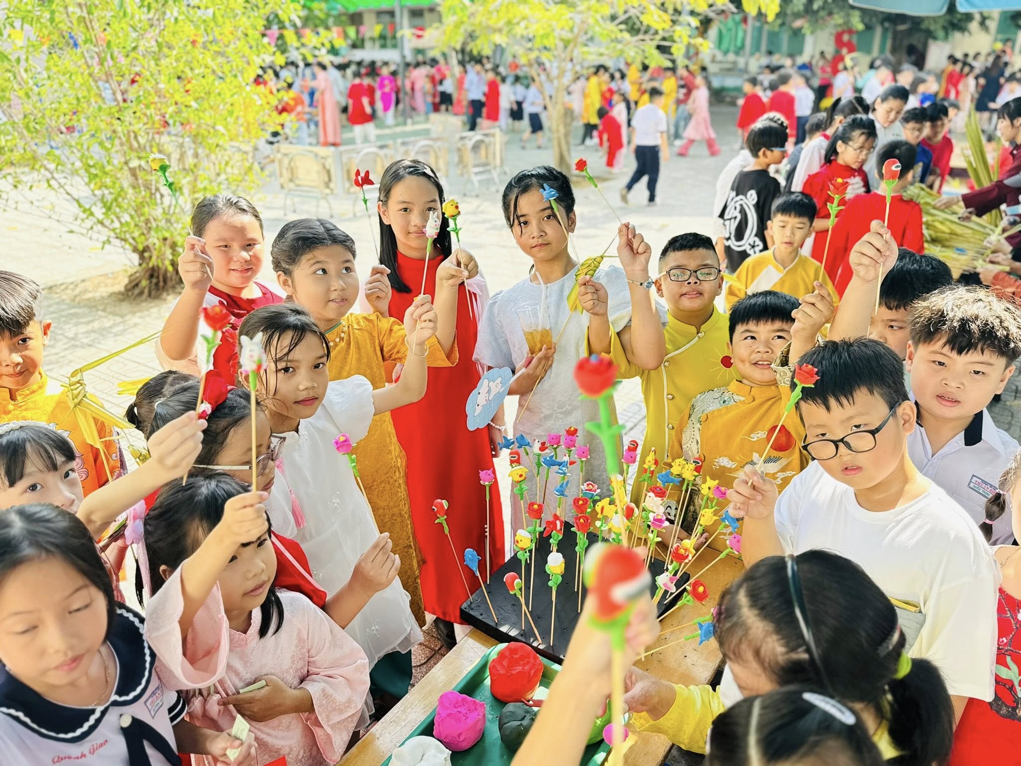 Những 'nhiệm vụ ngày tết' dễ thương cô giáo giao học sinh - Ảnh 5.