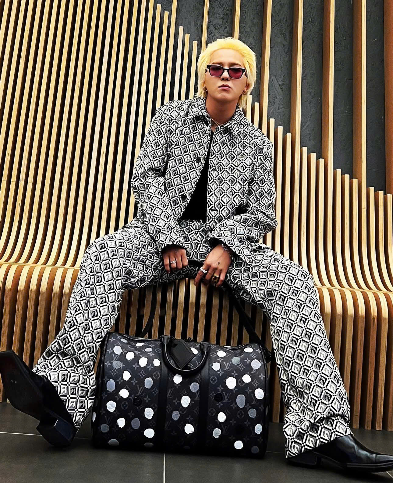 Song Mino (WINNER) đối mặt án tù 3 năm vì 102 ngày vắng mặt khi nhập ngũ - Ảnh 1.