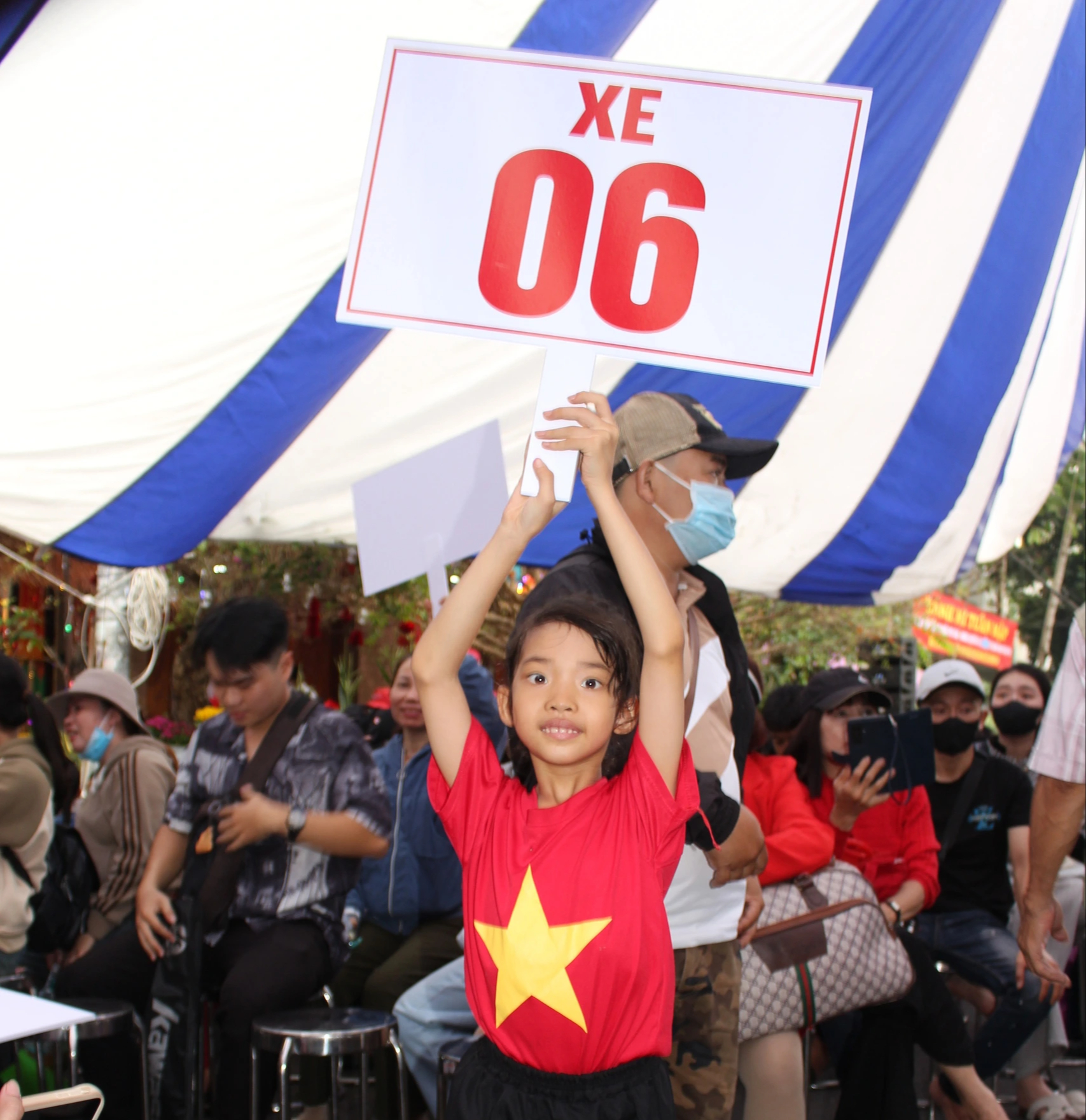 Điều đặc biệt về chuyến xe nghĩa tình ‘bao’ từ A đến Z   - Ảnh 6.