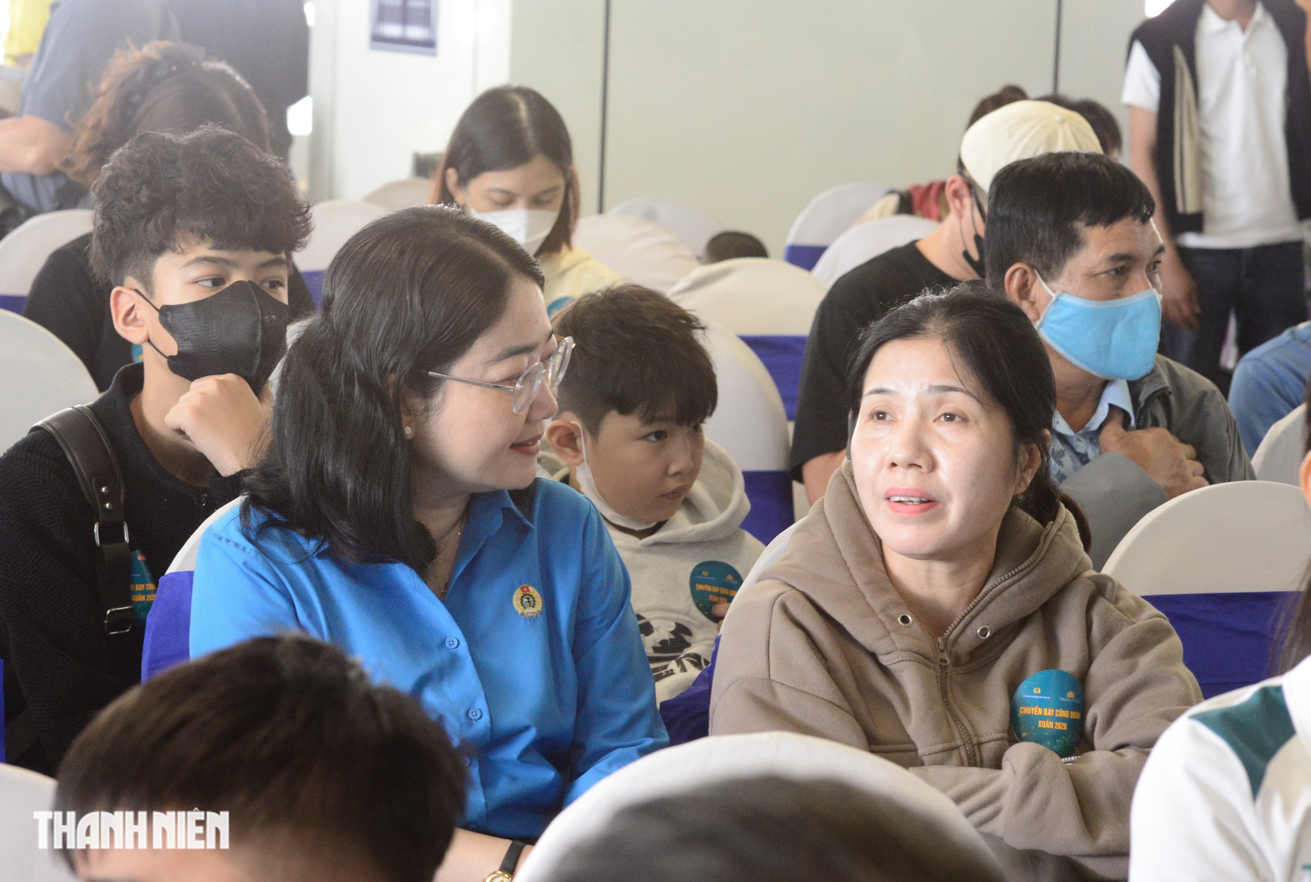 Đi m&aacute;y bay về qu&ecirc; ăn tết 2026: '10 năm kh&ocirc;ng về, c&oacute;mơ cũng kh&ocirc;ng d&aacute;m nghĩ' - Ảnh 2.