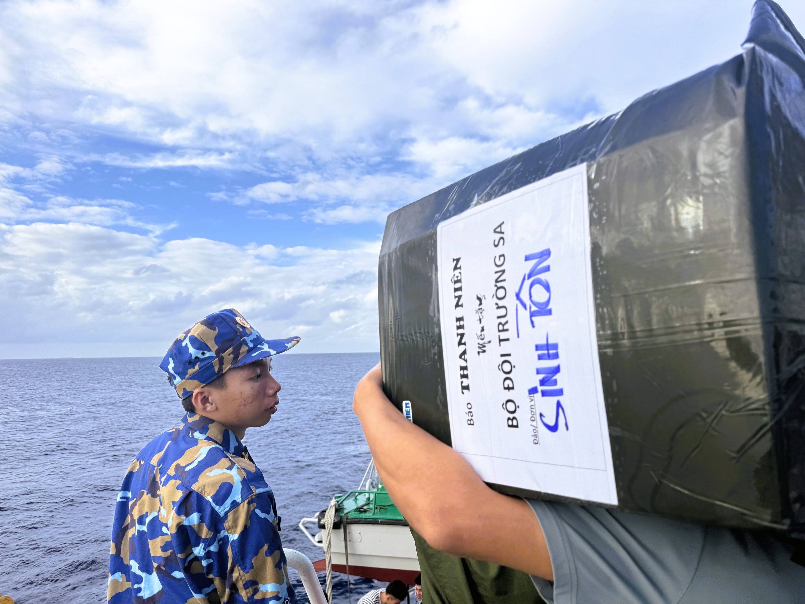 Tết ở Trường Sa - Kỳ 6: Những món quà đặc biệt- Ảnh 3.