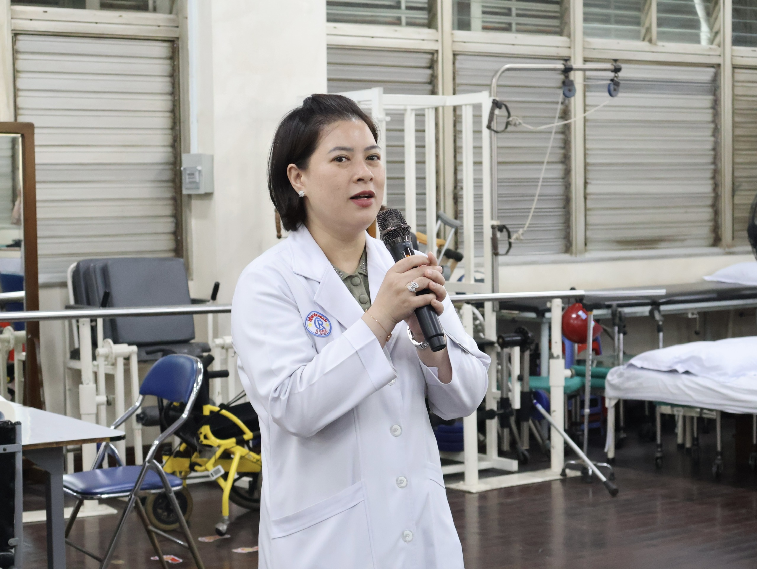 Tiệc tất ni&ecirc;n đặc biệt ở Bệnh viện Chợ Rẫy: Khoảnh khắc khiến bệnh nh&acirc;n nghẹn ng&agrave;o - Ảnh 7.