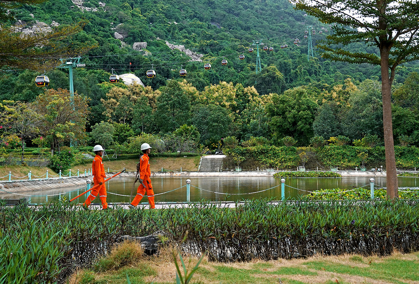 Ngành điện miền Nam sẵn sàng đảm bảo cung cấp điện Tết Bính Ngọ 2026- Ảnh 1.
