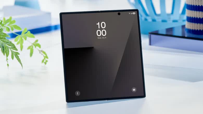 Samsung giúp iPhone Fold trở thành smartphone màn hình gập tốt nhất thế giới? - Ảnh 1.