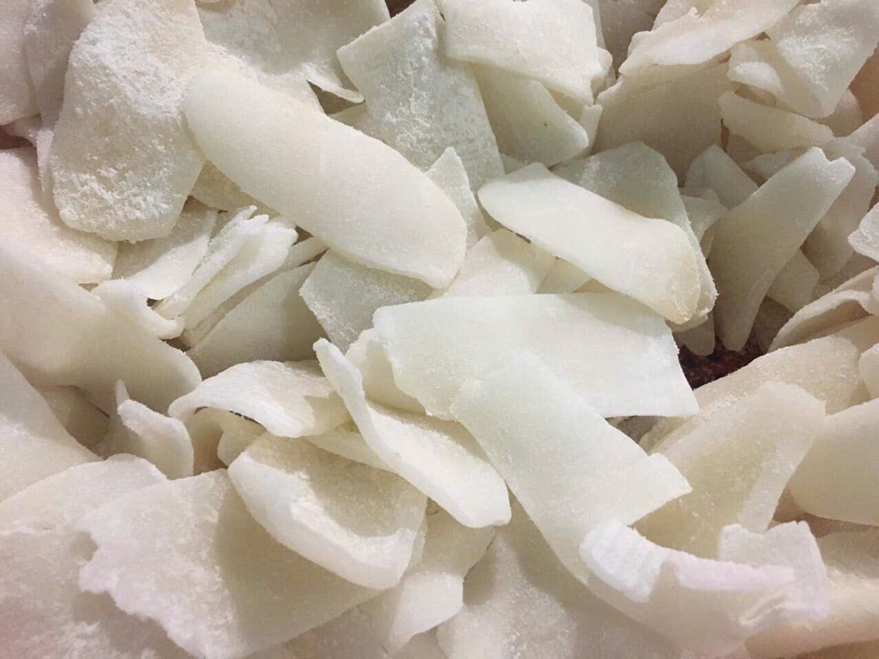 Món ăn ngày tết nhiều calo: Bác sĩ bật mí bí quyết ăn ngon, không tăng cân - Ảnh 1.