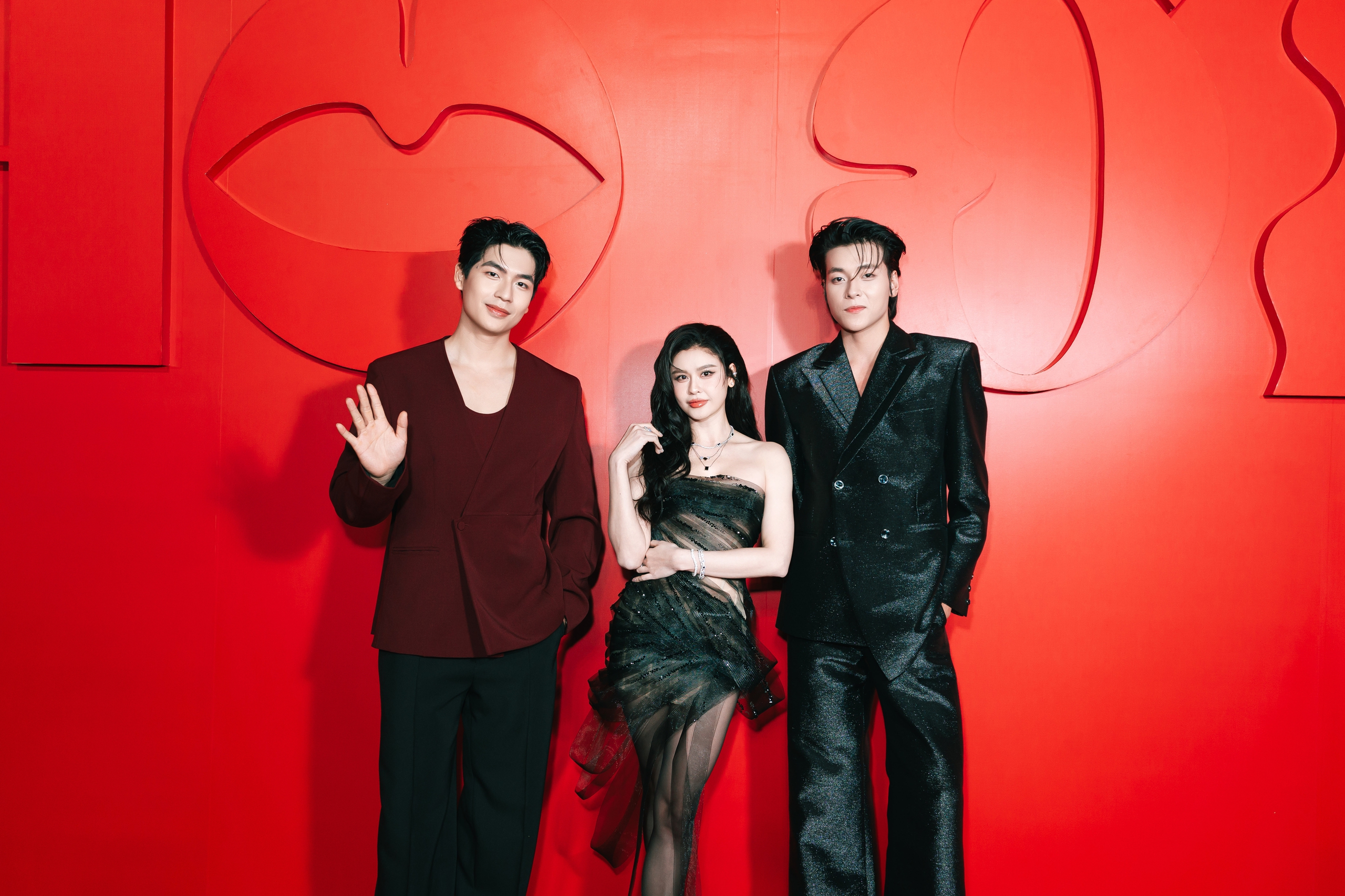 Hari Won gợi cảm mừng Trấn Th&agrave;nh ra phim tết, tiết lộ chuyện &lsquo;nghi ngờ&rsquo; chồng - Ảnh 8.