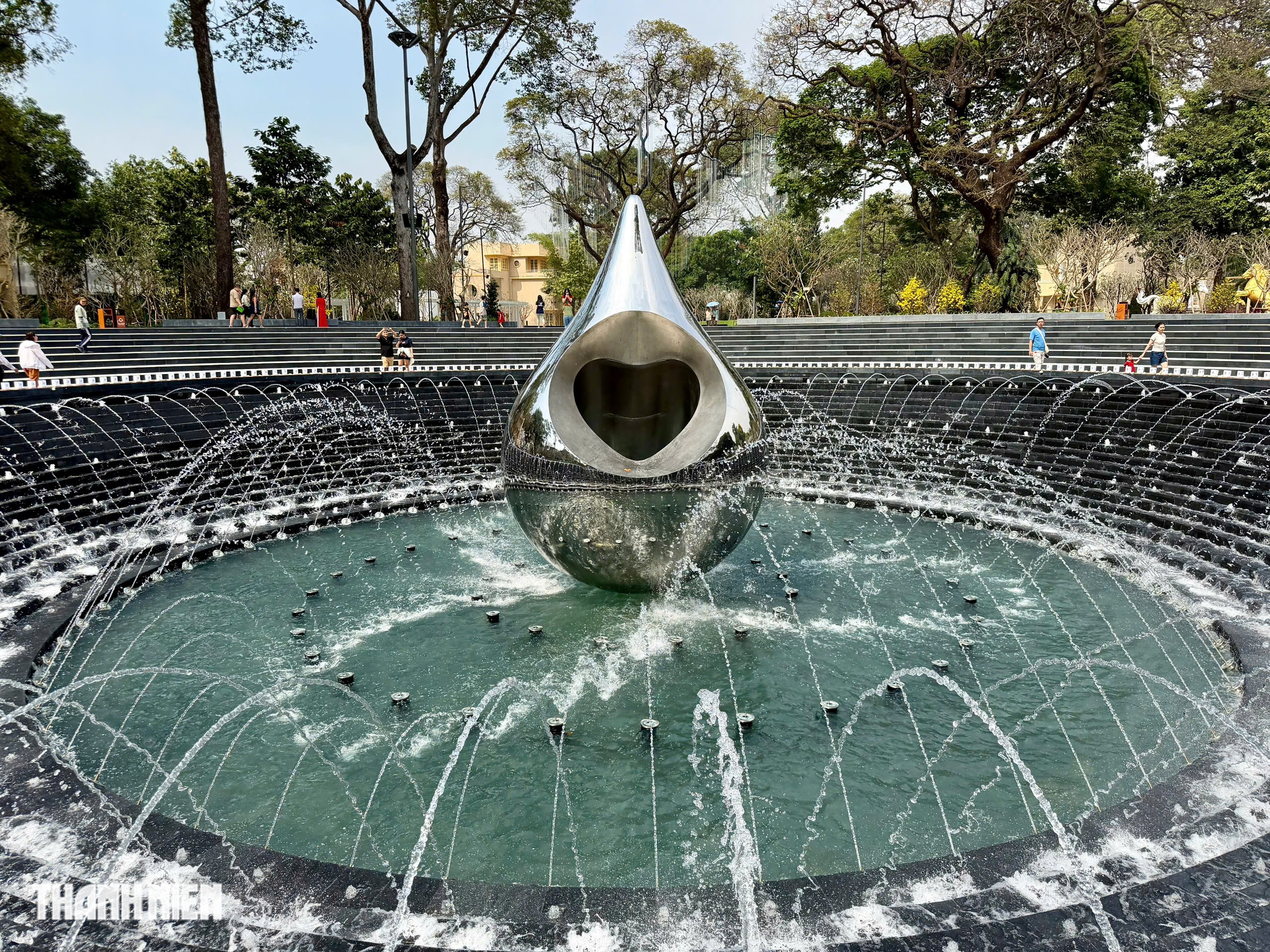 Khu đất vàng ở TP . HCM hồi sinh Với công viên Lý Thái Tổ và tượng đài Giọt nước - Ảnh 10. Khu đất vàng ở TP . HCM hồi sinh Với công viên Lý Thái Tổ và tượng đài Giọt nước - Ảnh 10.