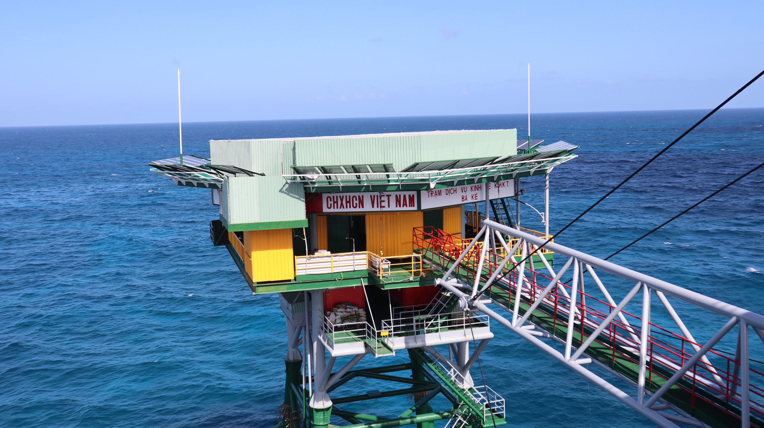 Tết của những 'cột mốc sống' trên biển, mãi vì chủ quyền Tổ quốc thiêng liêng- Ảnh 18.