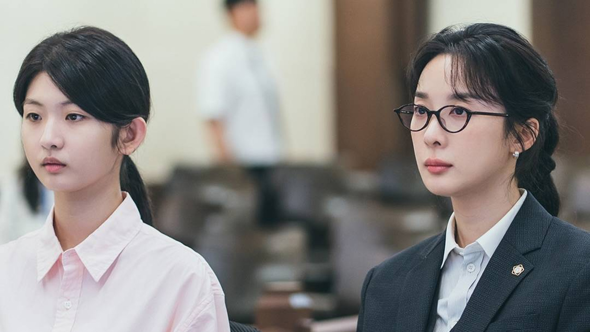 Lee Na Young tái xuất ấn tượng, vào vai bảo vệ nạn nhân xâm hại tình dục - Ảnh 3.