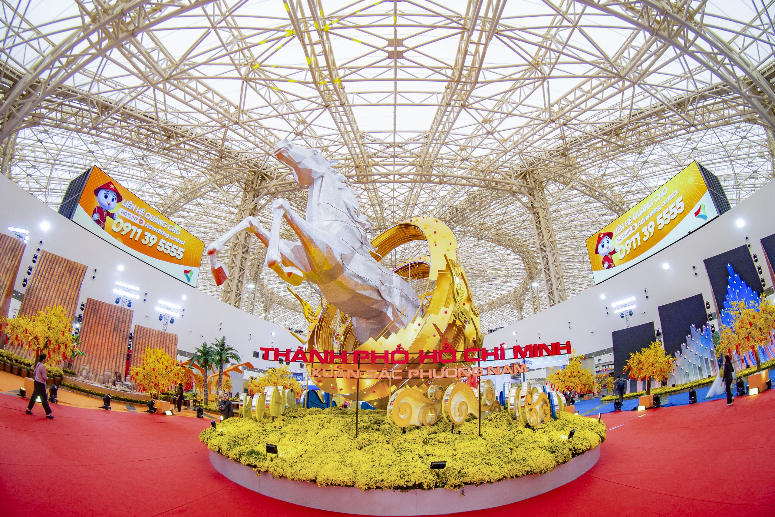 Ngắm d&agrave;n linh vật ngựa độc đ&aacute;o đ&oacute;n xu&acirc;n B&iacute;nh Ngọ 2026 ở H&agrave; Nội- Ảnh 14.