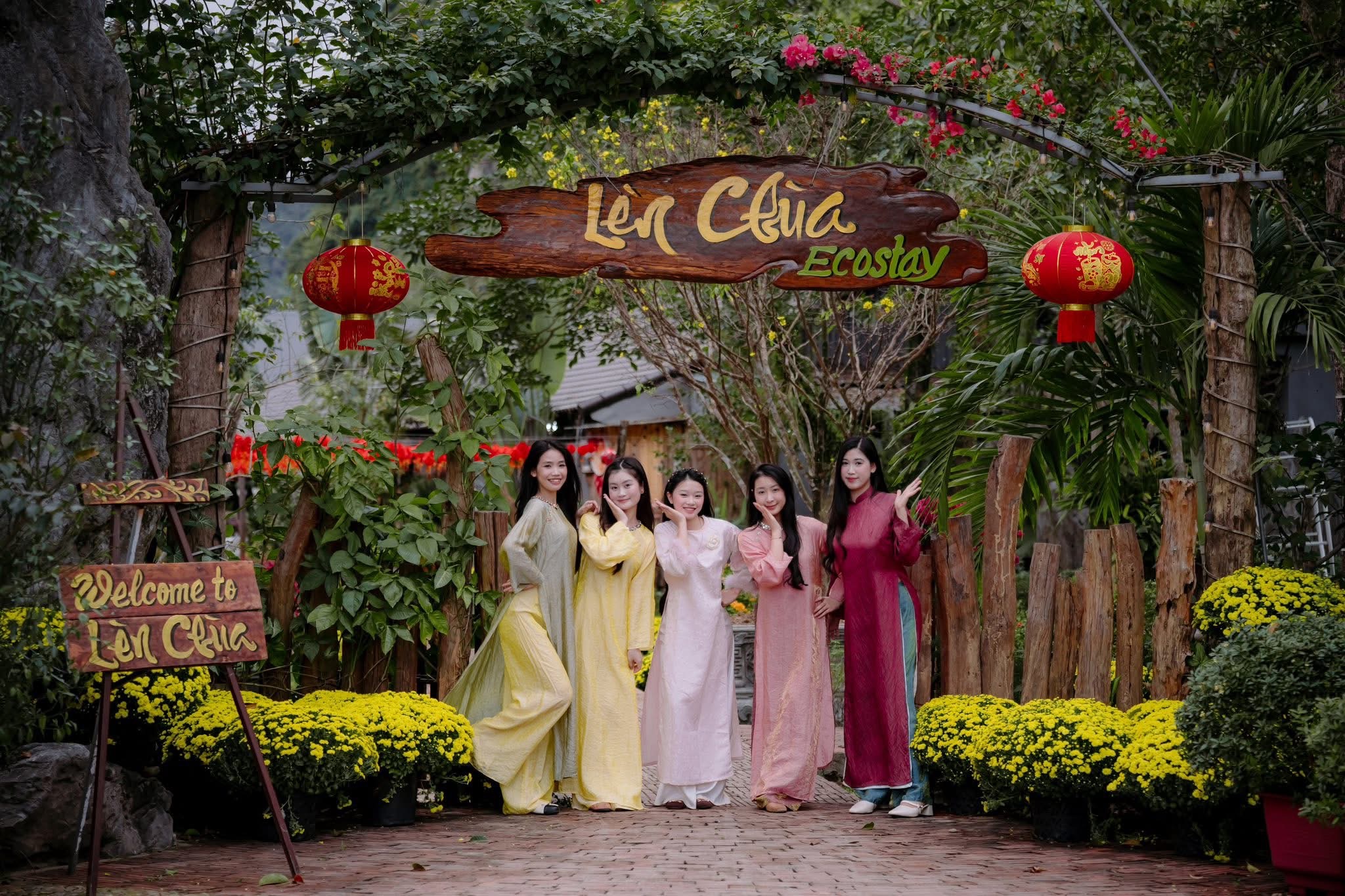 Thú vị điểm 'check-in' tết với 400 cuộn rơm tại Quảng Trị- Ảnh 6. Thú vị điểm 'check-in' tết với 400 cuộn rơm tại Quảng Trị- Ảnh 6.