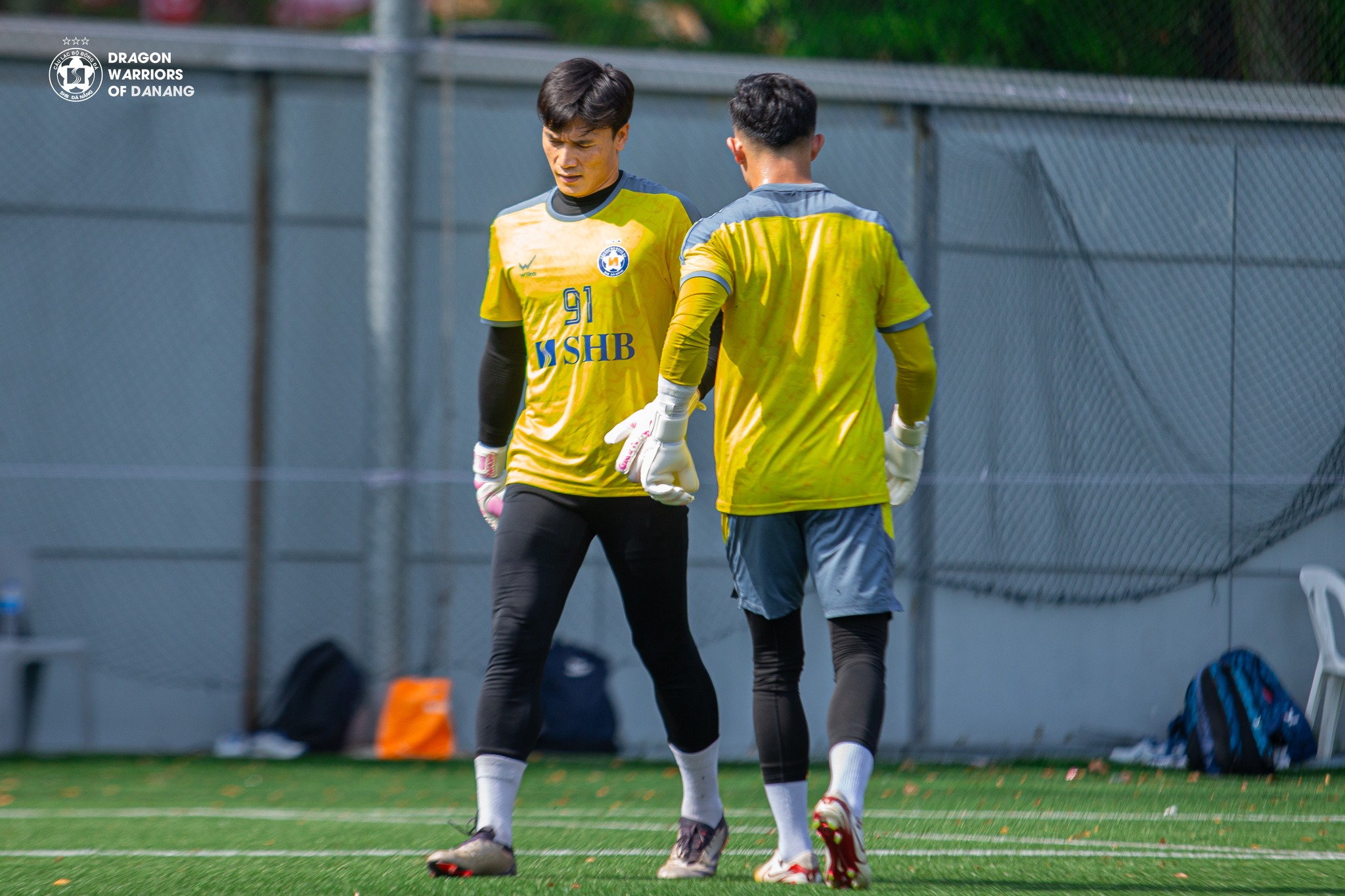 CLB Đà Nẵng bất ngờ tìm đến người hùng U.23 Việt Nam, sẽ thoát hiểm ngoạn mục?- Ảnh 2. CLB Đà Nẵng bất ngờ tìm đến người hùng U.23 Việt Nam, sẽ thoát hiểm ngoạn mục?- Ảnh 2.