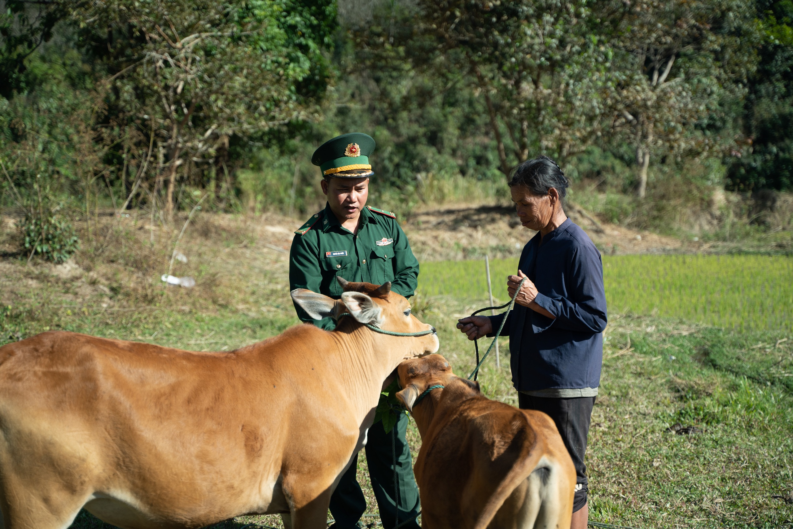 Tết ấm biên cương ở Quảng Ngãi, gieo 'hạt giống' nơi Dục Nông hút gió- Ảnh 1.