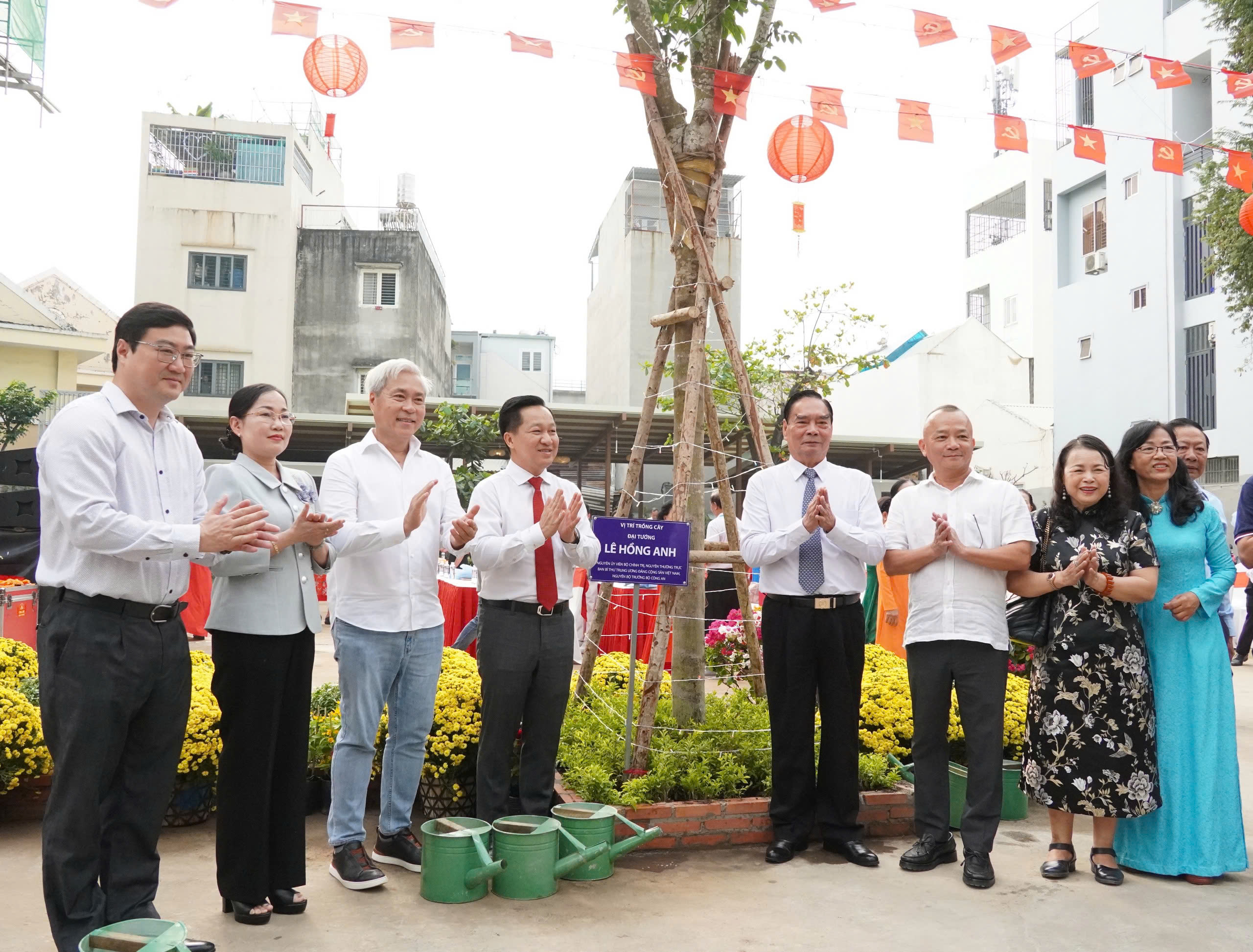 Phường An Khánh cải tạo các khu đất trống thành công viên phục vụ người dân - Ảnh 2.