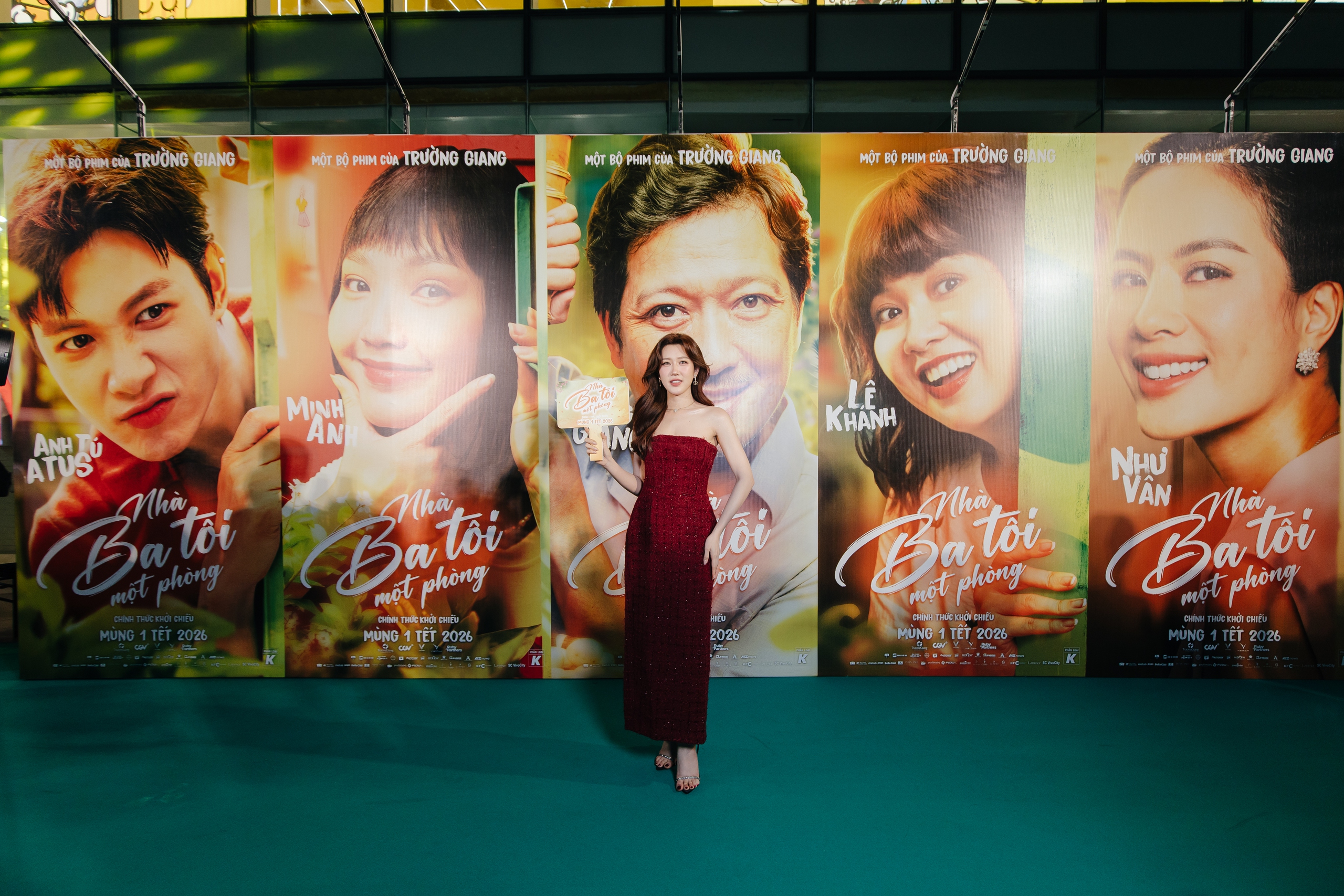 L&acirc;m Vỹ Dạ khoe d&aacute;ng sau giảm c&acirc;n, mừng Trường Giang t&aacute;i xuất điện ảnh - Ảnh 10.