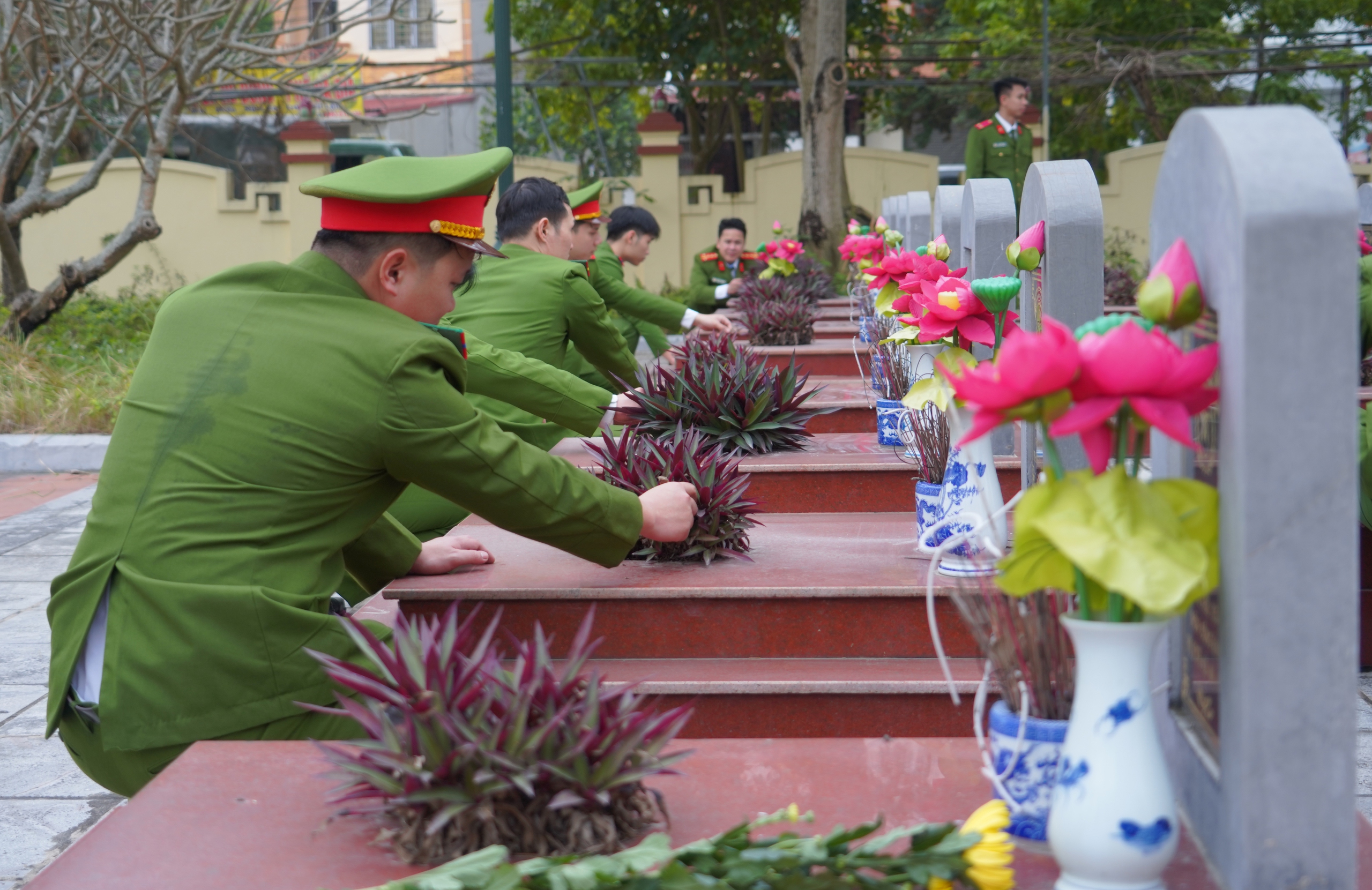 Cảnh nhộn nhịp trên đại công trường Sân bay Gia Bình những ngày cận tết - Ảnh 19.