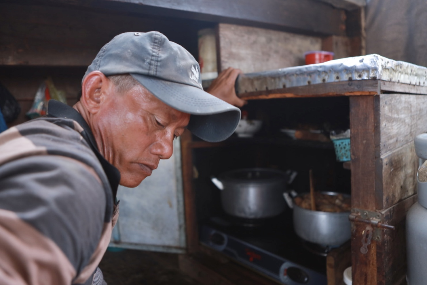 TP.HCM nhìn từ sông Sài Gòn - Kỳ 2: Bến Bình Đông 'giữ nhịp' xuân - Ảnh 6. TP.HCM nhìn từ sông Sài Gòn - Kỳ 2: Bến Bình Đông 'giữ nhịp' xuân - Ảnh 6.