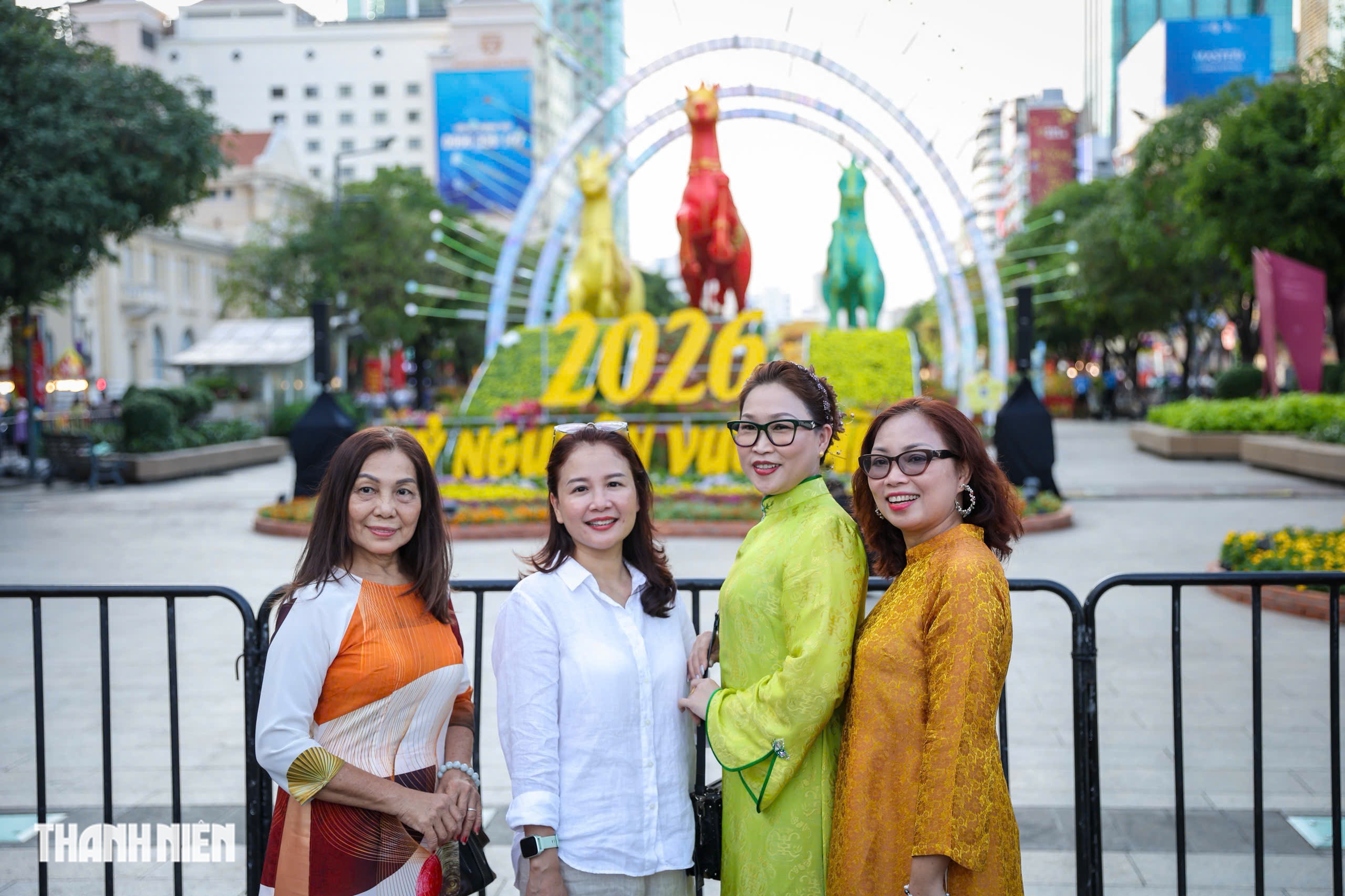 Sắp khai mạc đường hoa Nguyễn Huệ Tết B&iacute;nh Ngọ 2026 - Ảnh 2.