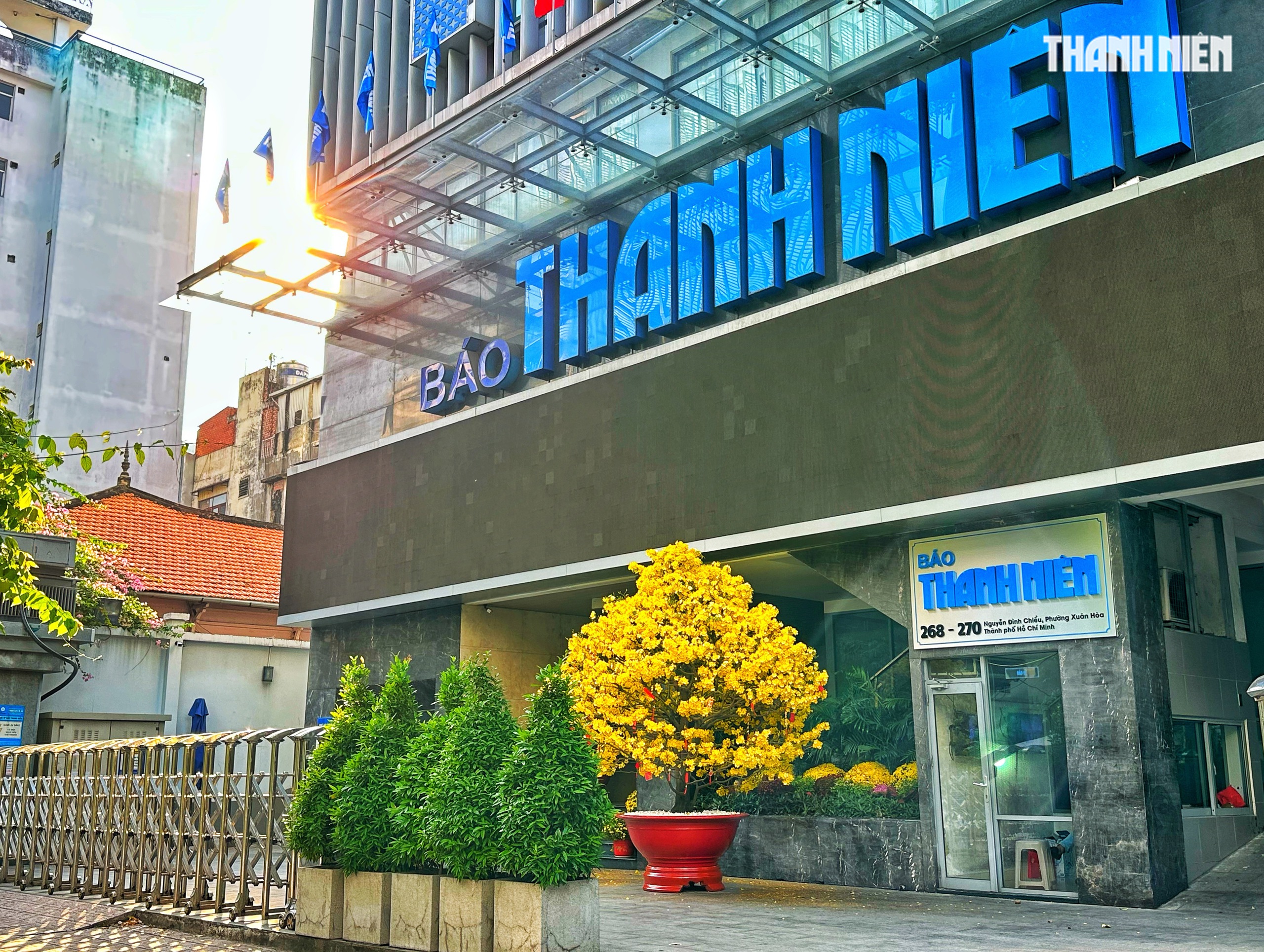 Hoàng hôn 28 tết trước ngày giao thừa: Đường phố trung tâm TP.HCM thật khác! - Ảnh 10.