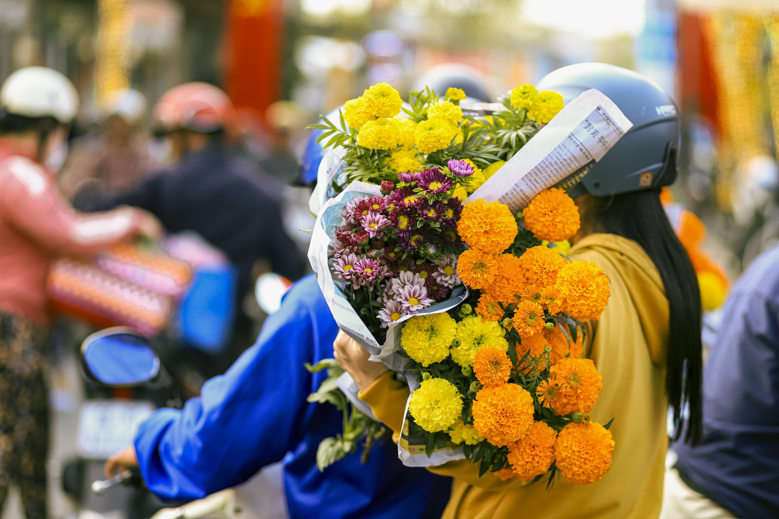 Chợ miền Tây Đất Sét ngày 28 tết: Khám phá hương vị tết truyền thống - Ảnh 6.