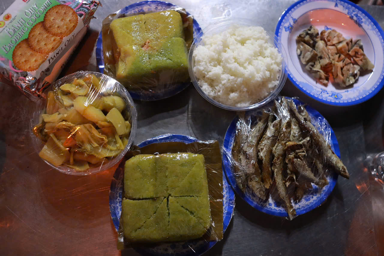 Cơm đo&agrave;n vi&ecirc;n 0 đồng ở TP.HCM đ&ecirc;m giao thừa, sẻ chia nghĩa t&igrave;nh c&ograve;n m&atilde;i
- Ảnh 3.