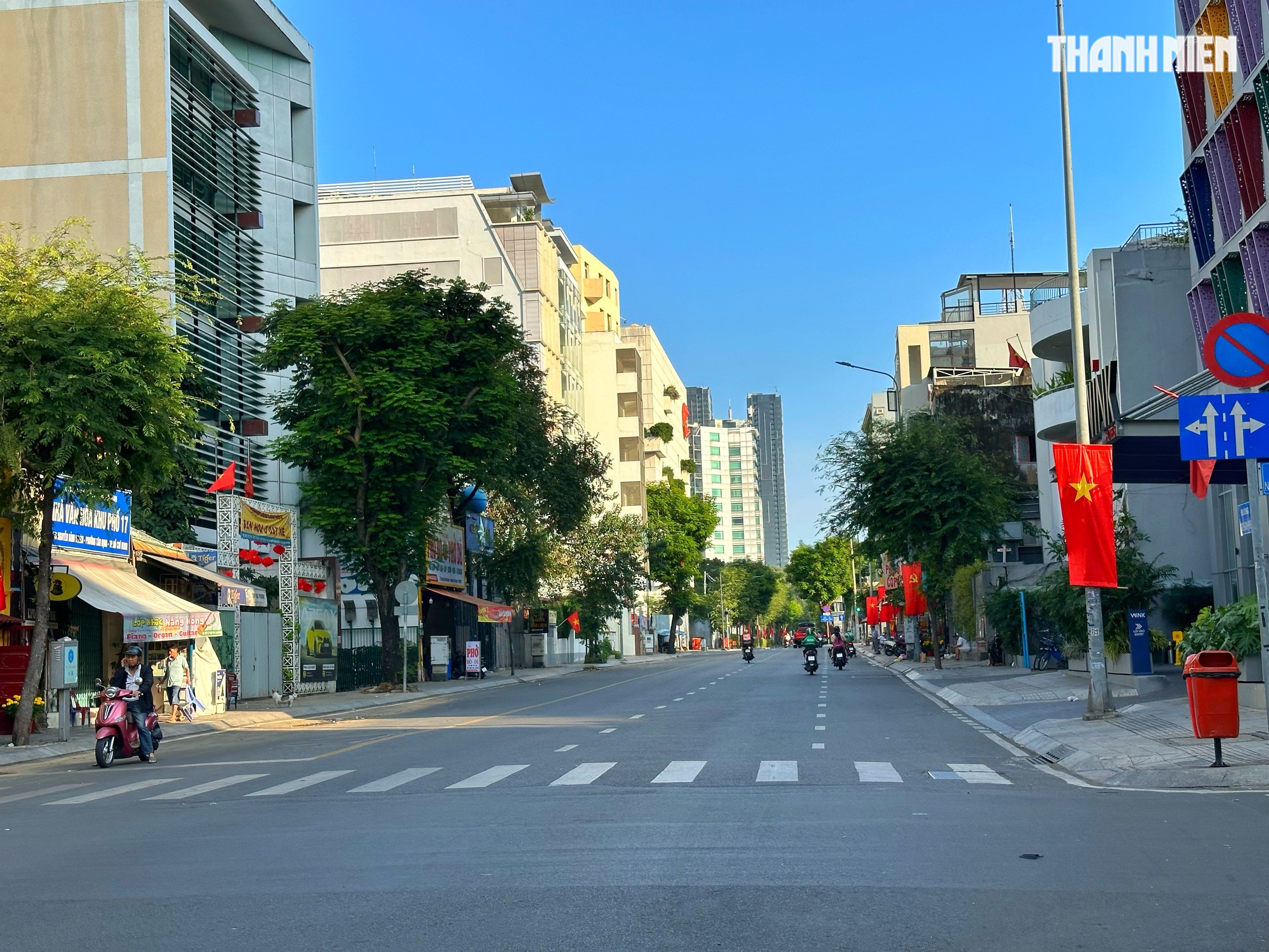 Chiều 29 tết, ngắm đường phố trung t&acirc;m TP.HCM trước thời khắc giao thừa Tết B&iacute;nh Ngọ- Ảnh 10.