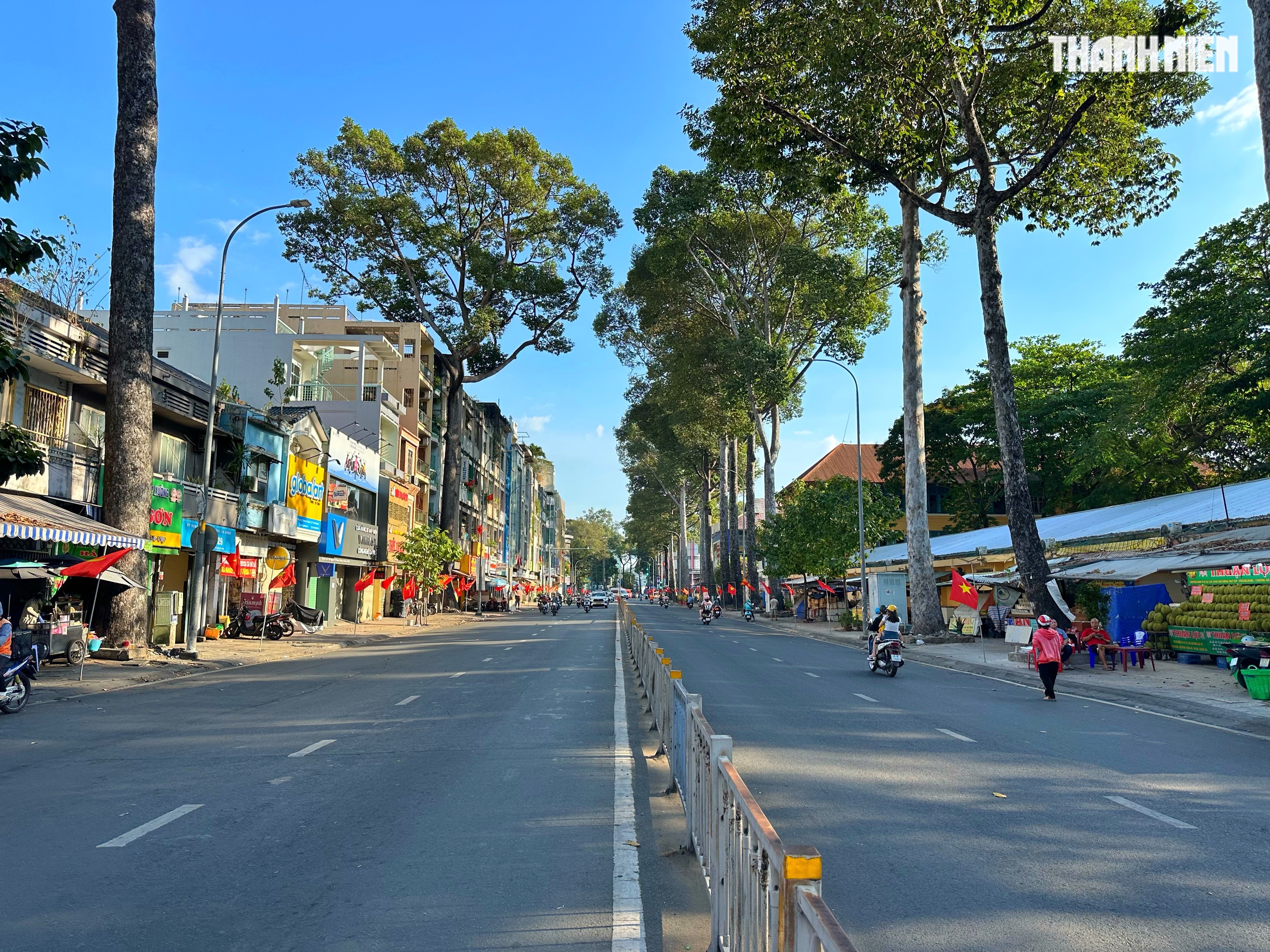 Chiều 29 tết, ngắm đường phố trung t&acirc;m TP.HCM trước thời khắc giao thừa Tết B&iacute;nh Ngọ- Ảnh 11.