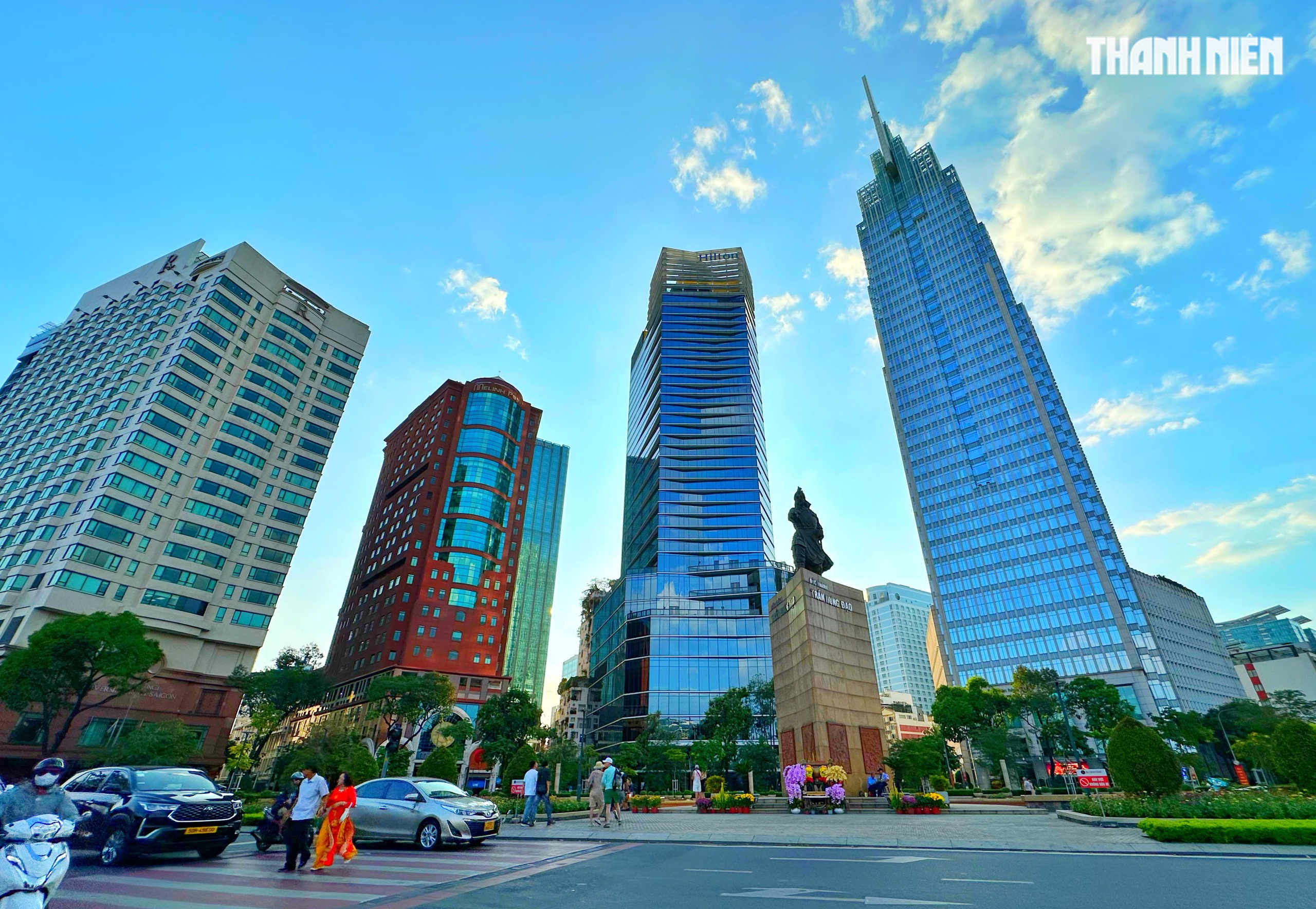 Chiều 29 tết, ngắm đường phố trung t&acirc;m TP.HCM trước thời khắc giao thừa Tết B&iacute;nh Ngọ- Ảnh 2.