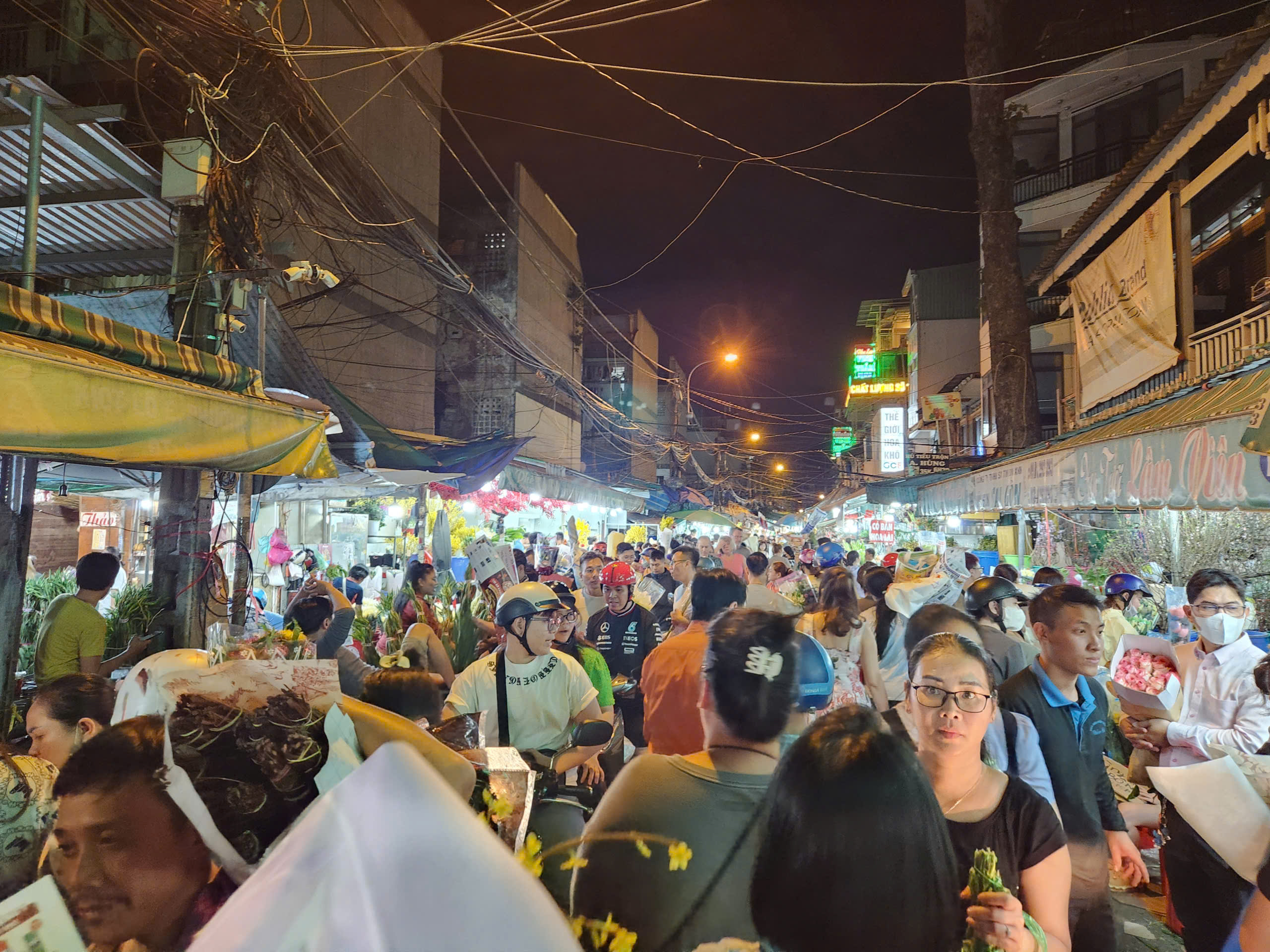 Tết không chỉ là nơi mình ở, mà là nơi mình thuộc về - Ảnh 6.