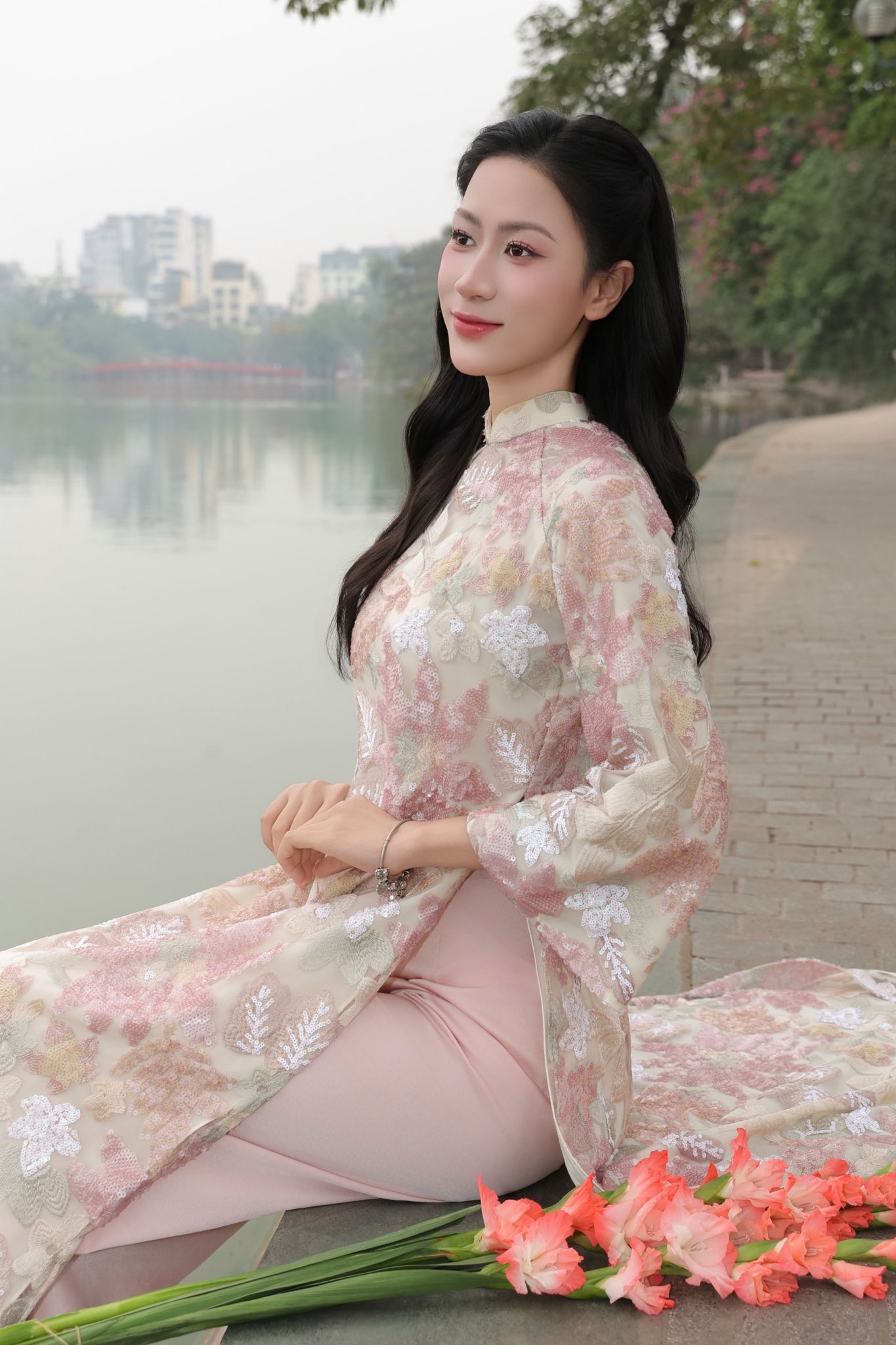 Dàn mỹ nhân bóng chuyền Việt Nam khoe nhan sắc 'vạn người mê’ ngày đầu năm- Ảnh 5.