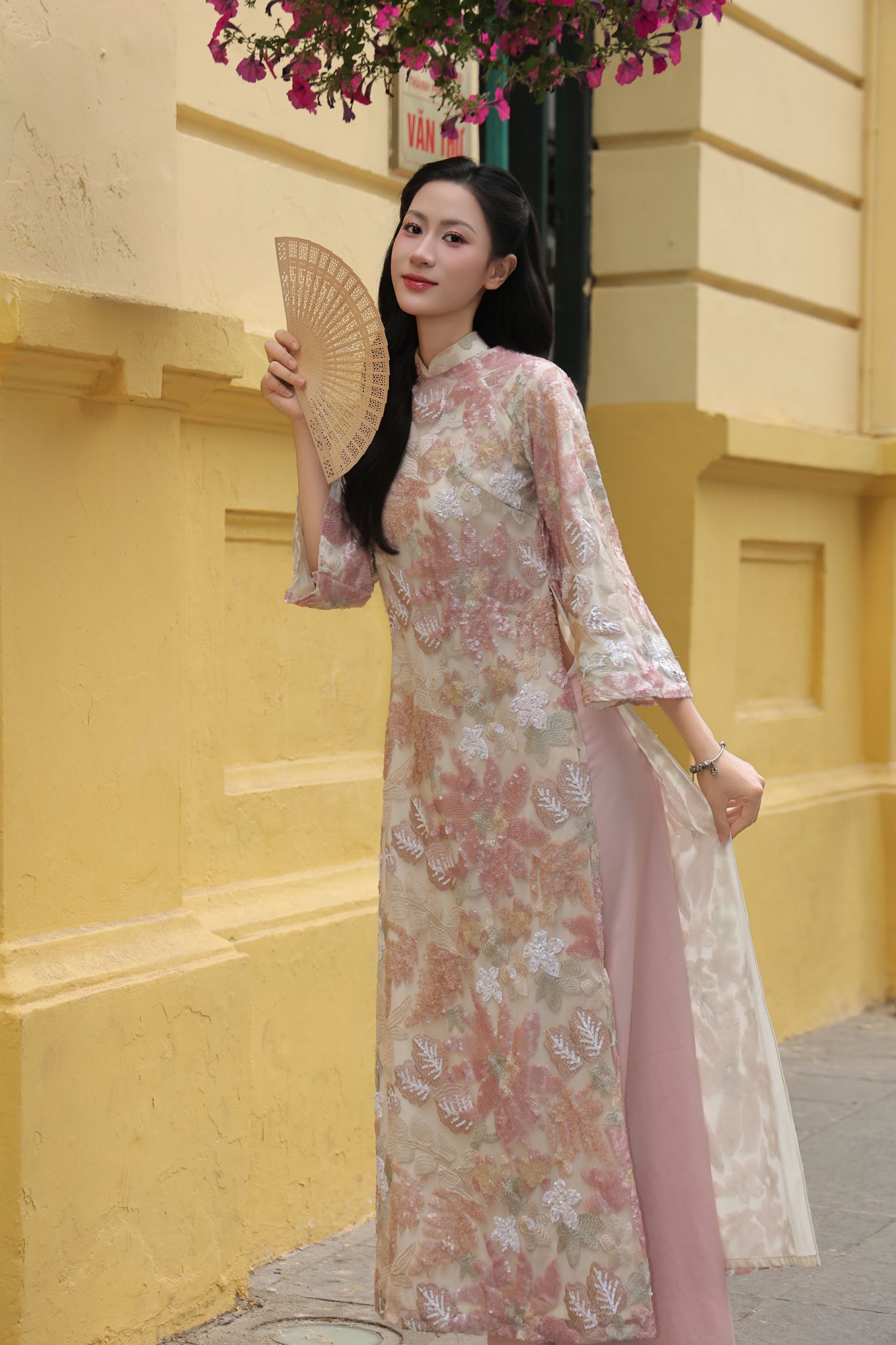 Dàn mỹ nhân bóng chuyền Việt Nam khoe nhan sắc 'vạn người mê’ ngày đầu năm- Ảnh 4.