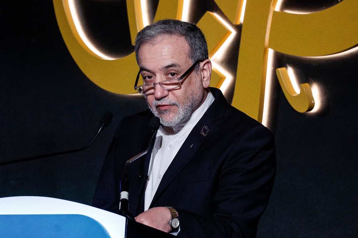 Iran để ngỏ khả năng 'thỏa hiệp uranium' nếu Mỹ dỡ trừng phạt - Ảnh 1.