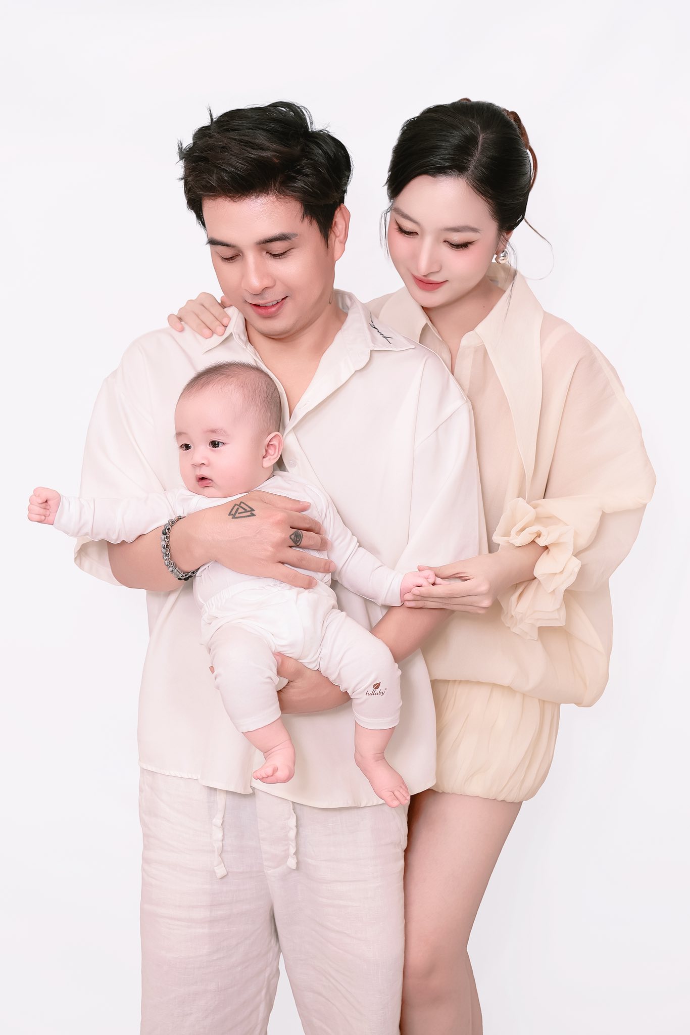 Người mẫu cao 1,8m tiết lộ thay đổi sau khi kết hôn với Hồ Quang Hiếu - Ảnh 2.