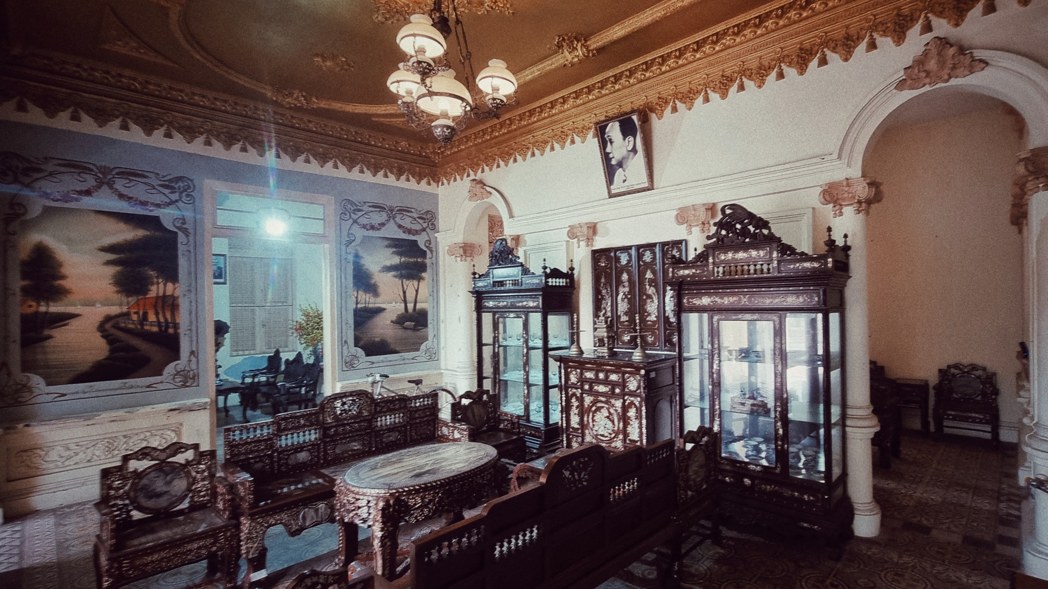 Dinh thự Bạch công tử và những màn ăn chơi khét tiếng bậc nhất Nam kỳ - Ảnh 5.