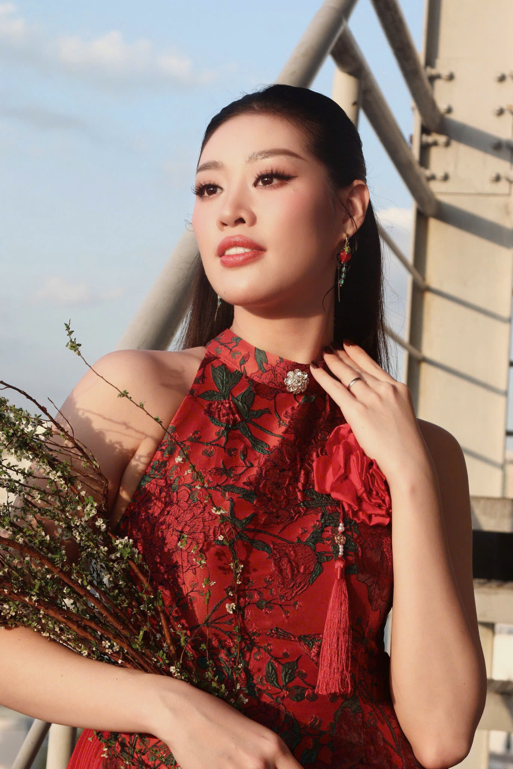 Hoa hậu Khánh Vân nhìn lại năm 2025, tiết lộ hôn nhân với chồng nhiếp ảnh gia - Ảnh 1.