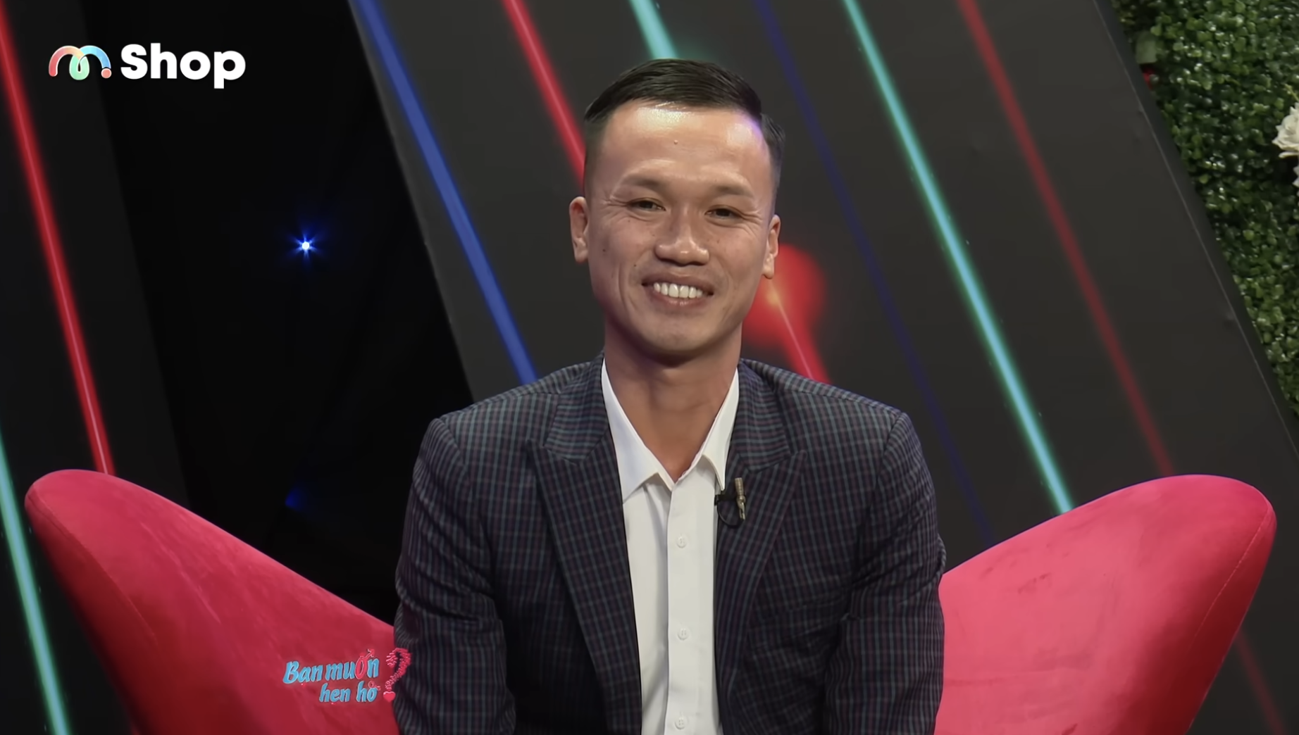 Quyền Linh tiếc nuối khi Nữ giảng viên từ chối hẹn hò trong chương trình năm 2026 - Ảnh 2.