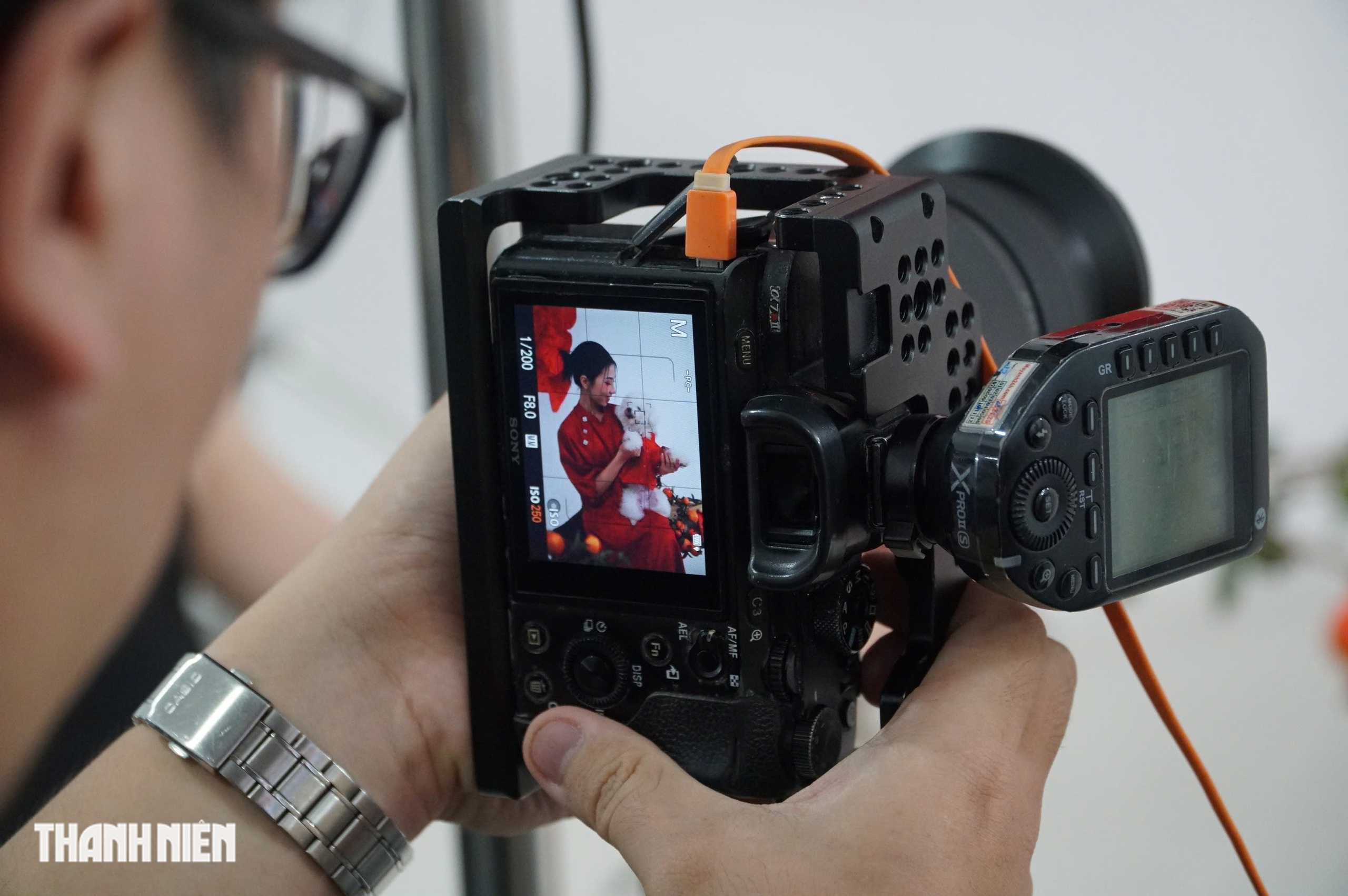 Thú cưng lên đồ chụp ảnh tết, chủ chi tiền triệu vẫn vui - Ảnh 4.