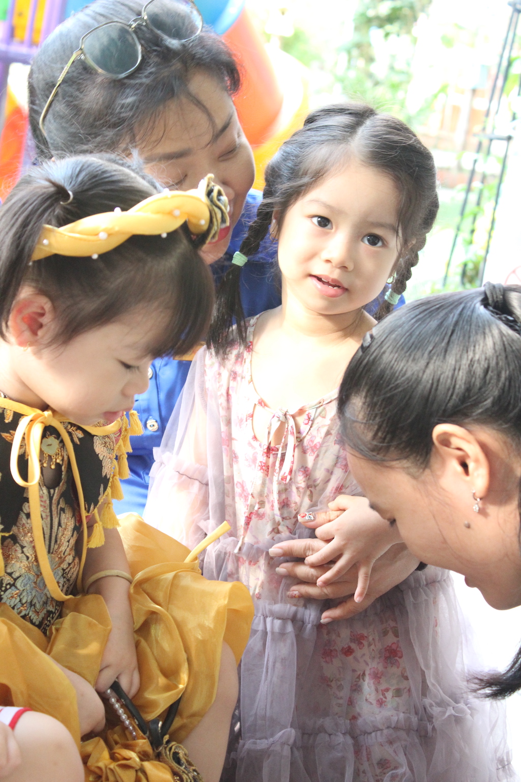 Mùng 3 tết thầy: Thăm trường mầm non 48 năm tuổi ở TP.HCM - Ảnh 4.