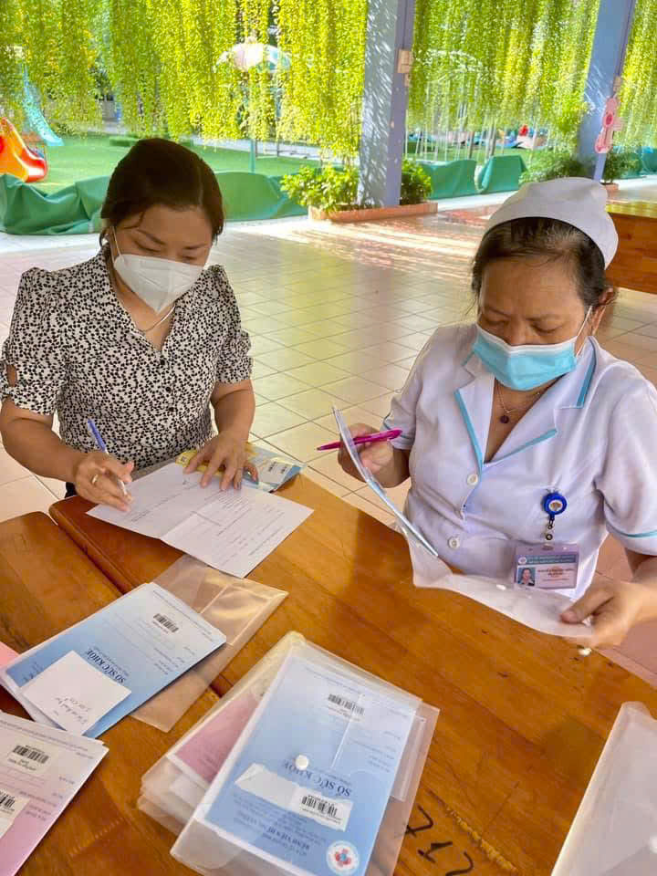 Mùng 3 tết thầy: Thăm trường mầm non 48 năm tuổi ở TP.HCM - Ảnh 10.