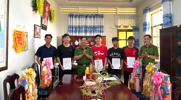 Cà Mau hoàn thành tuyển 448 công dân nghĩa vụ Công an nhân dân- Ảnh 1.