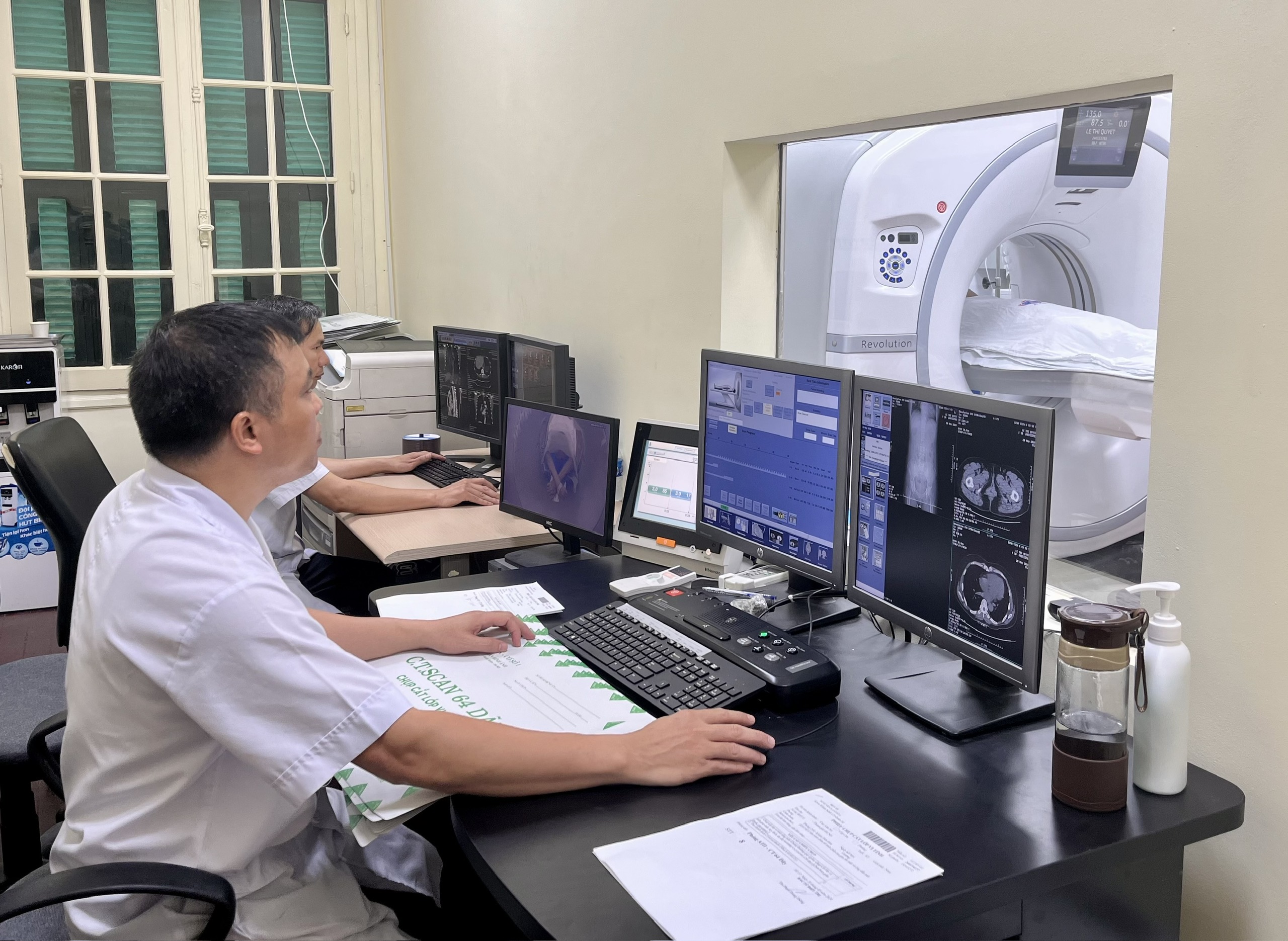 Nhiều người nước ngoài, Việt kiều chọn dịch vụ y tế tại Việt Nam- Ảnh 1.