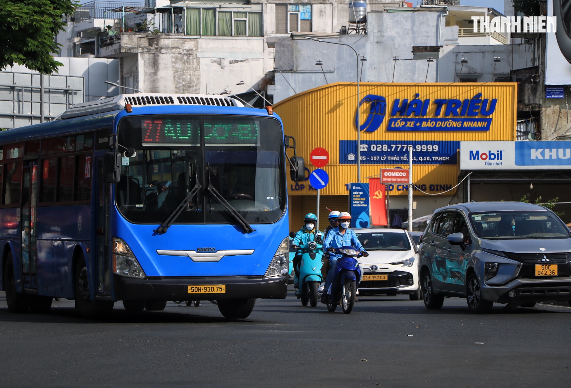 M&ugrave;ng 3 tết, đường phố TP.HCM vẫn tho&aacute;ng: Qu&aacute;n ăn nghỉ tết m&ugrave;ng mấy b&aacute;n lại? - Ảnh 1.