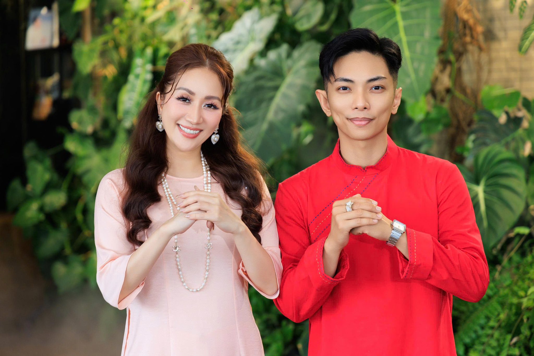 Tết đặc biệt của Khánh Thi - Phan Hiển - Ảnh 1.