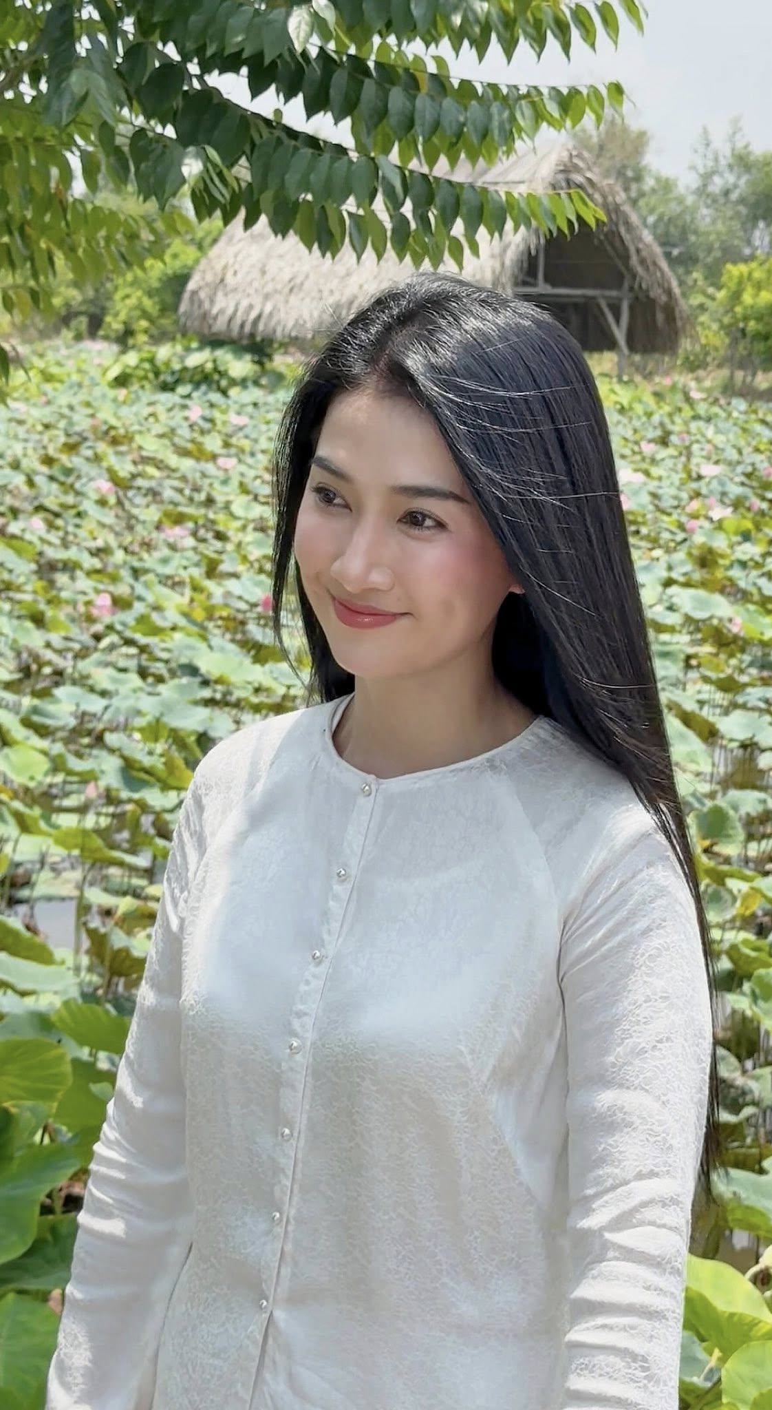 'Nữ hoàng phim xưa' Quỳnh Lam nói về kế hoạch kết hôn với bạn trai kém tuổi - Ảnh 1.