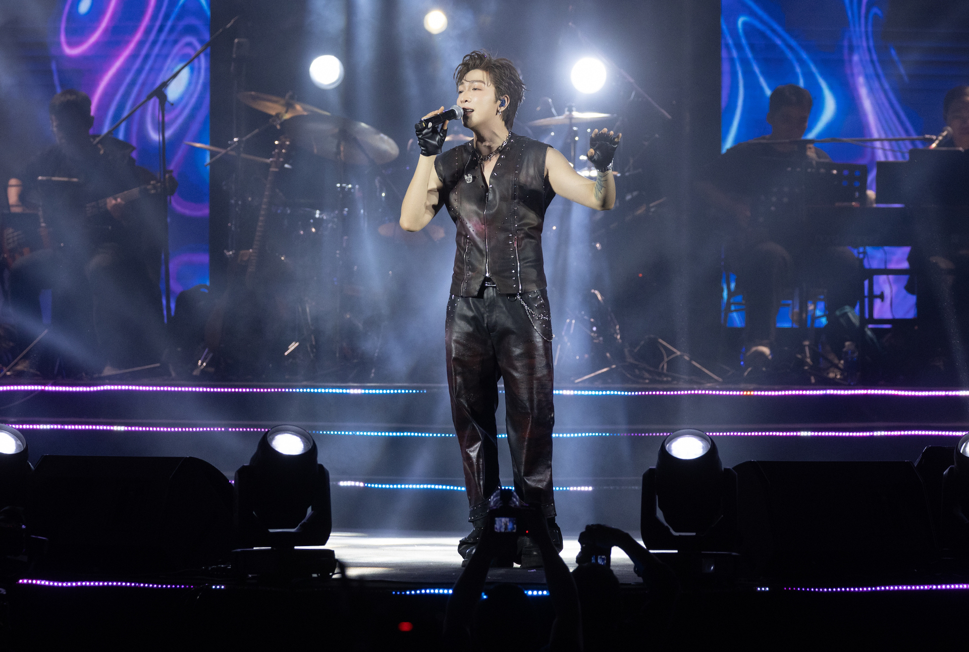 Hà Lê, Đỗ Hoàng Hiệp… tái hợp trong đêm diễn hơn 3.000 khán giả - Ảnh 4.