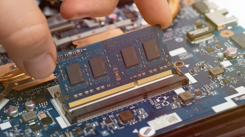 Đừng mua Laptop 8 GB RAM nếu chưa biết những thông tin này - Ảnh 1.